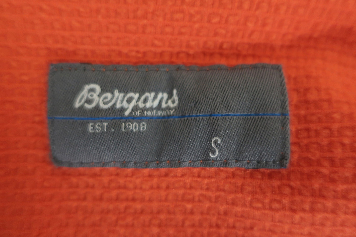 BERGANS moteriškas šiltukas S dydis