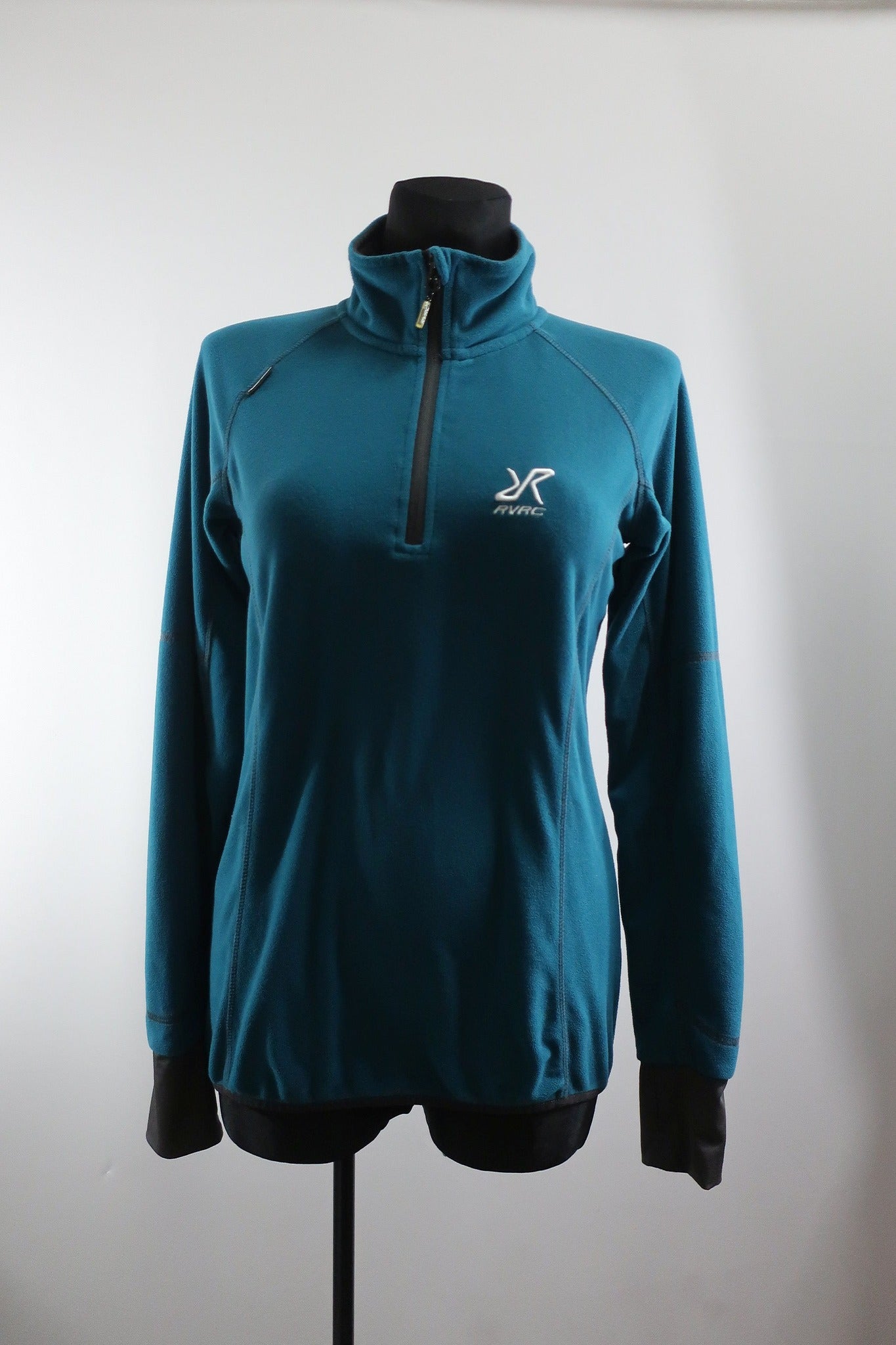 REVOLIUTION RACE moteriškas flisinis šiltukas M dydis