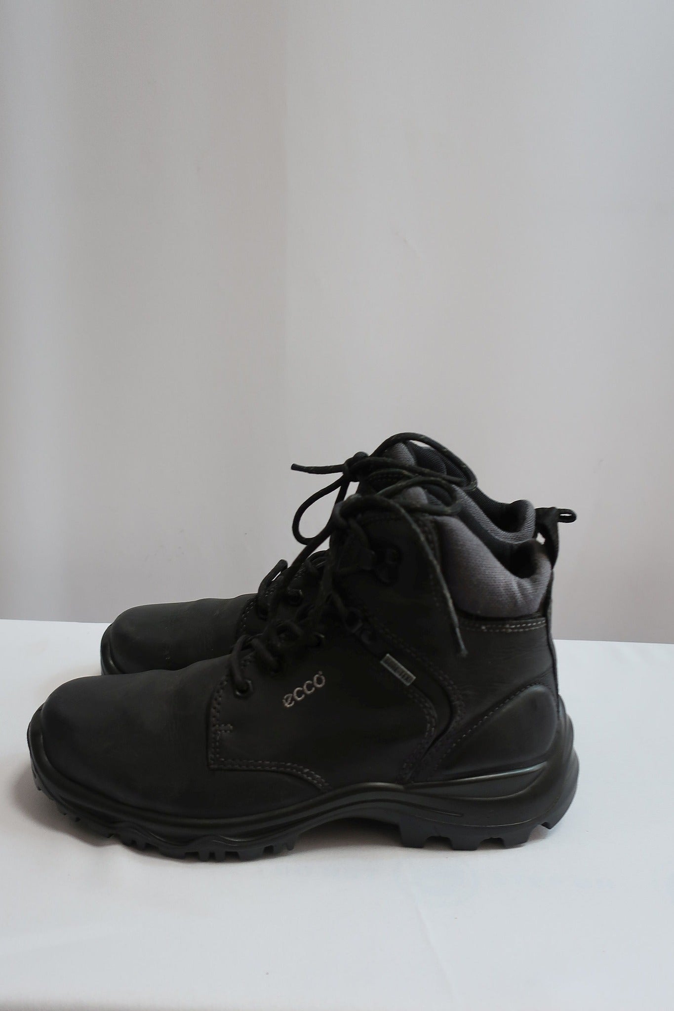 ECCO odiniai laisvalaikio batai su Gore-Tex 40 dydis
