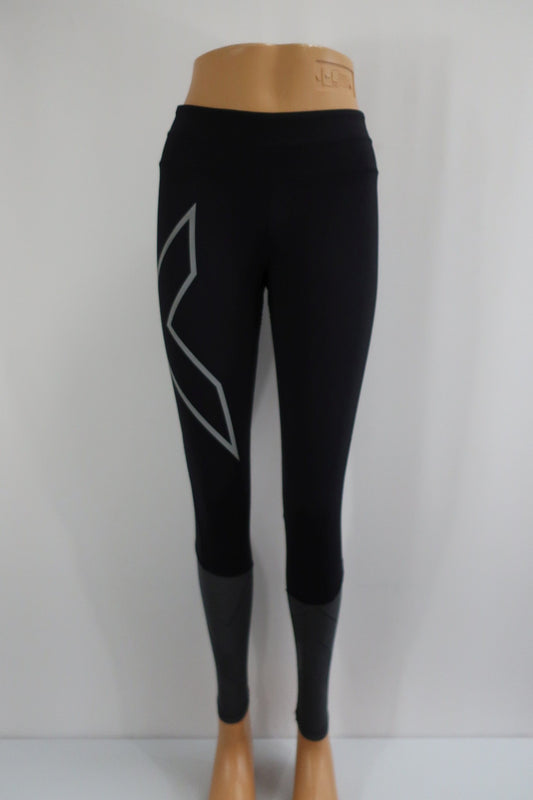 2XU moteriškos sportinės kompresinės tamprės M dydis