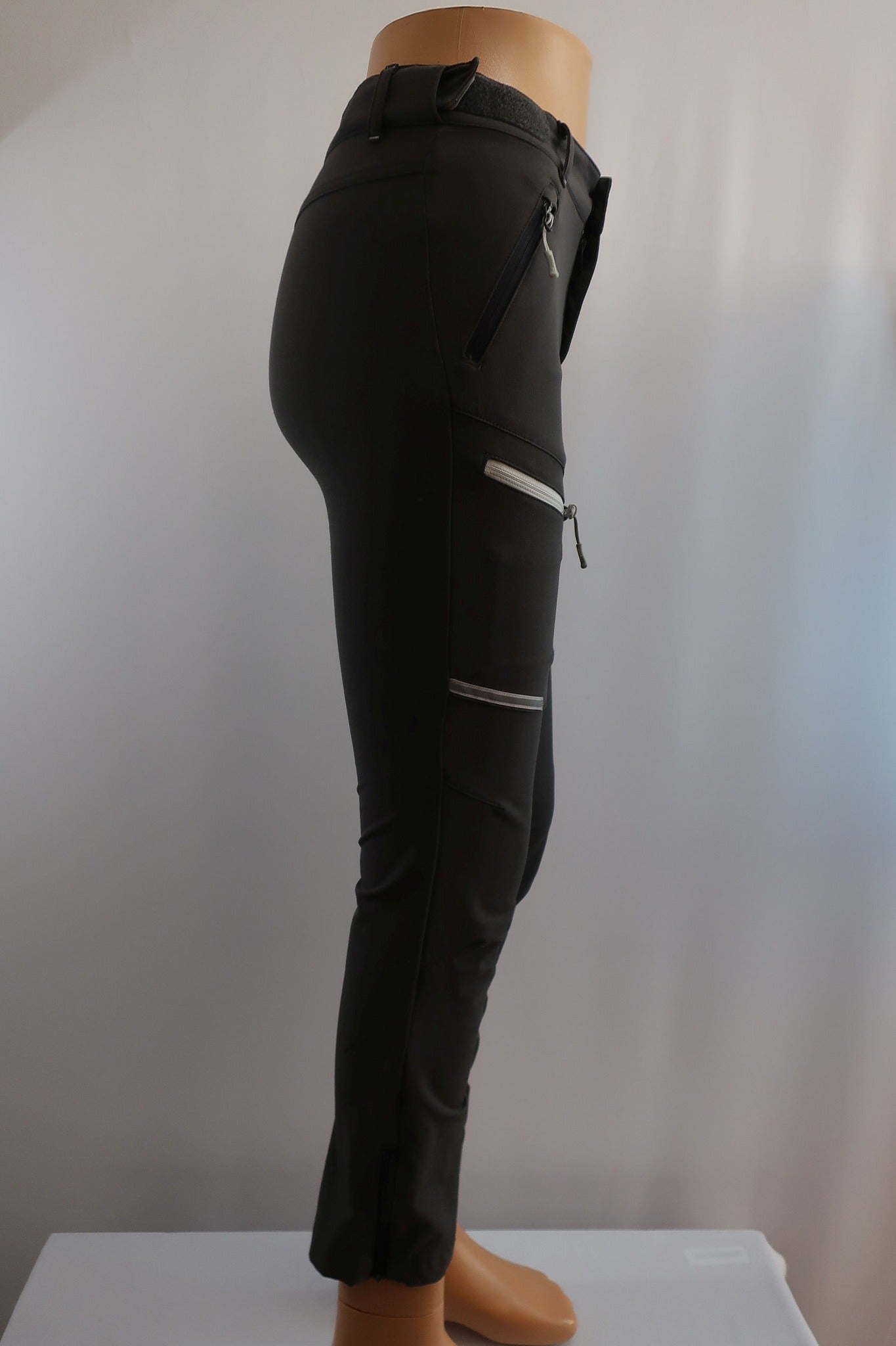 BERGANS laisvalaikio, trekingo kelnės 152 ūgiui