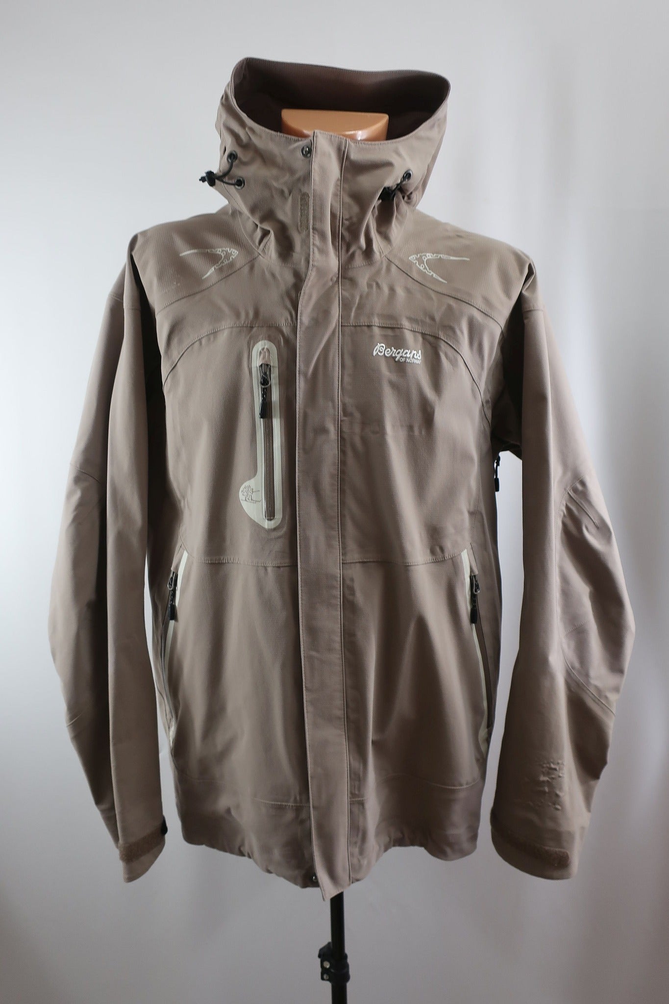BERGANS vyriška membraninė striukė XL/XXL dydis