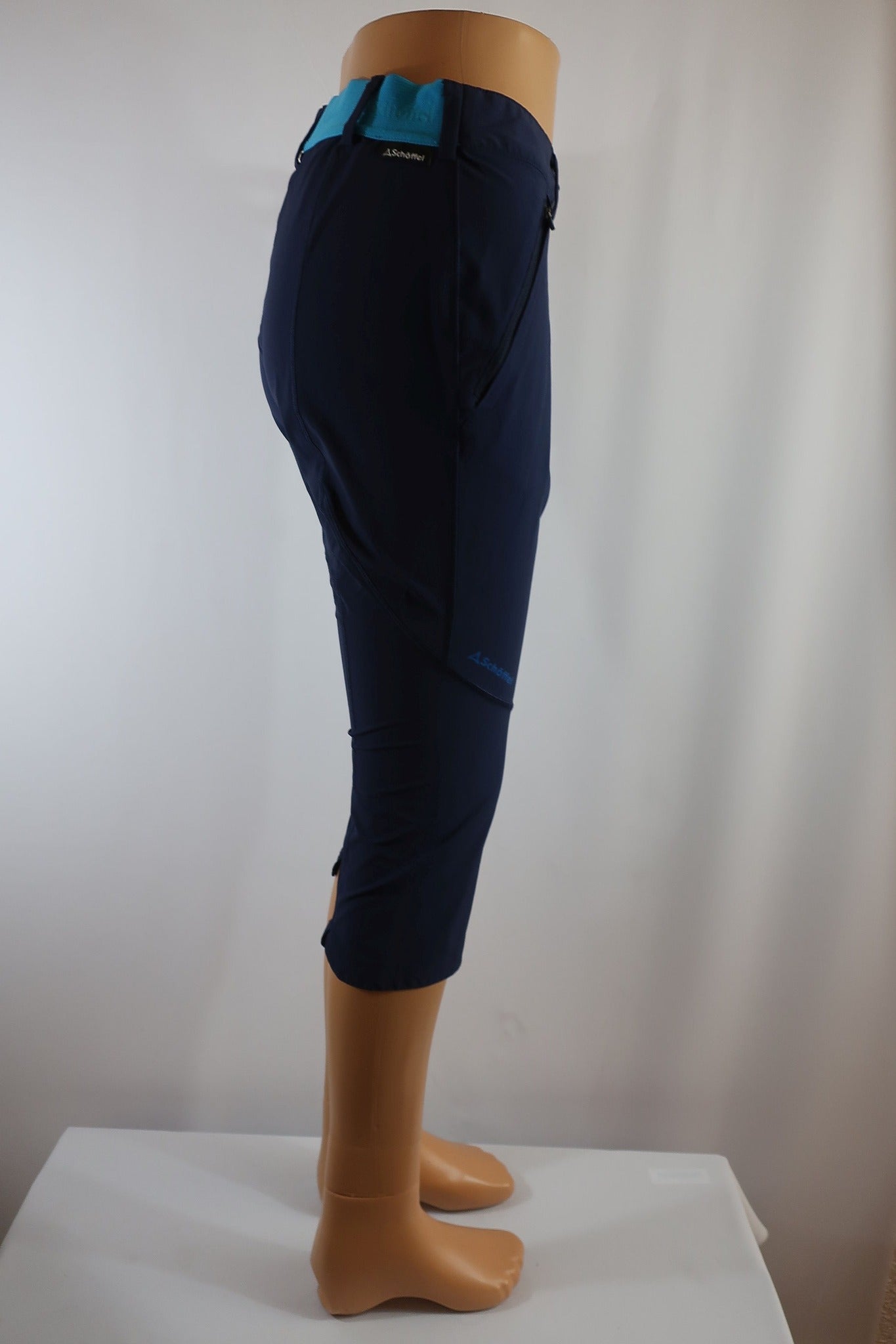 SCHOFFEL moteriški kapriai/ilgesni šortai 38 dydis