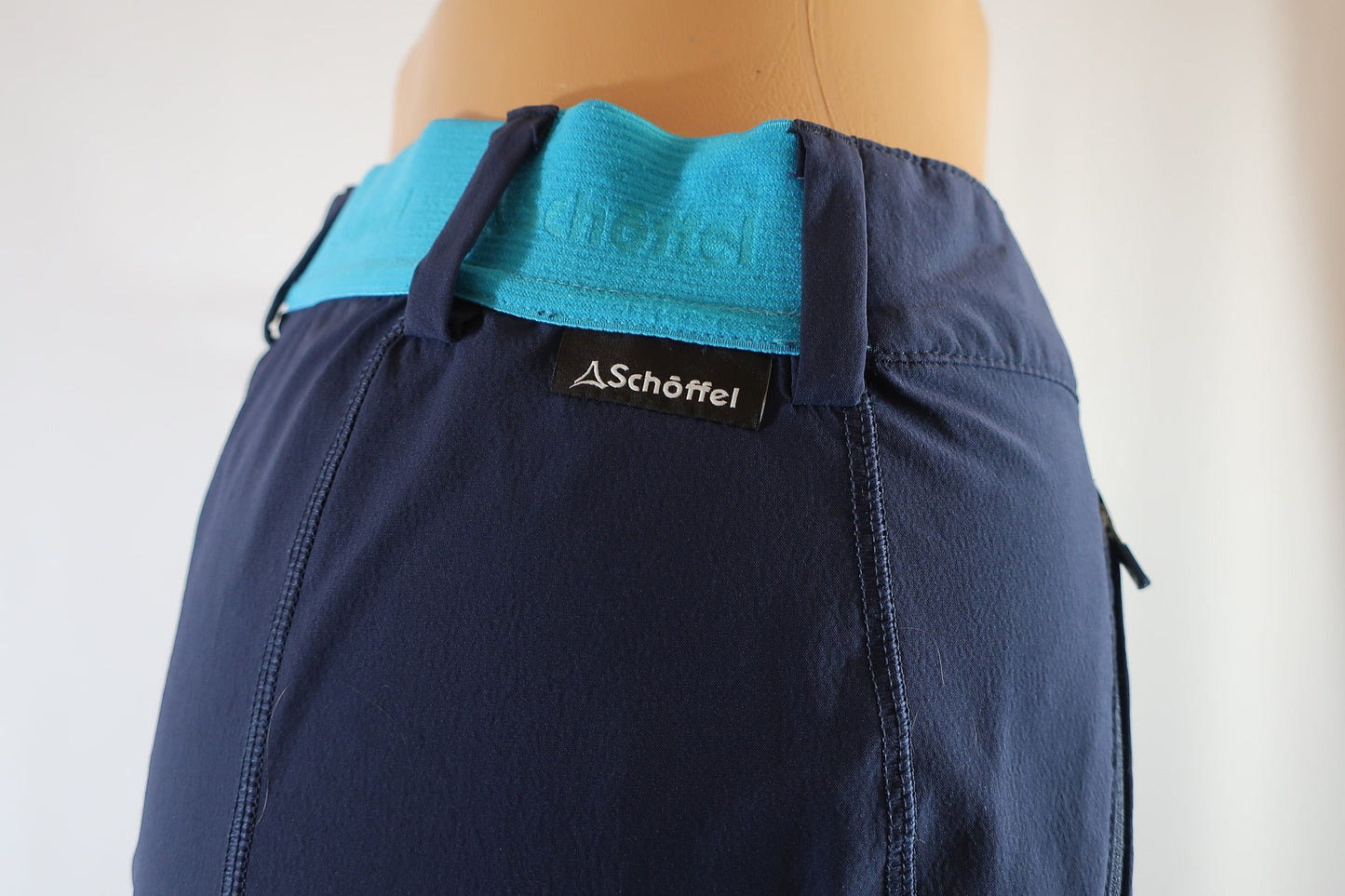 SCHOFFEL moteriški kapriai/ilgesni šortai 38 dydis
