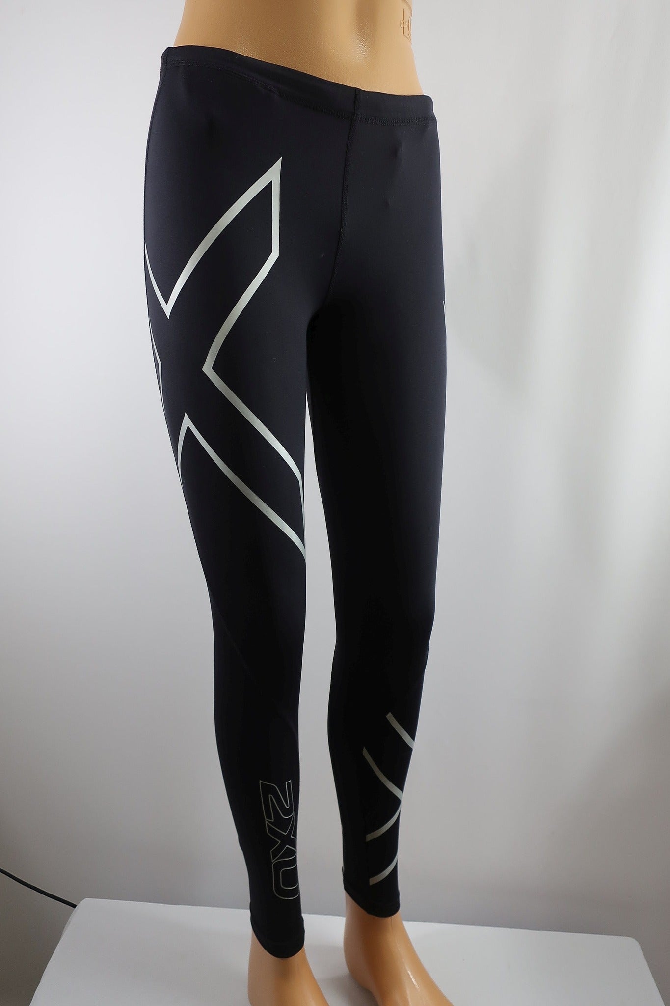 2XU moteriškos sportinės kompresinės tamprės MT dydis