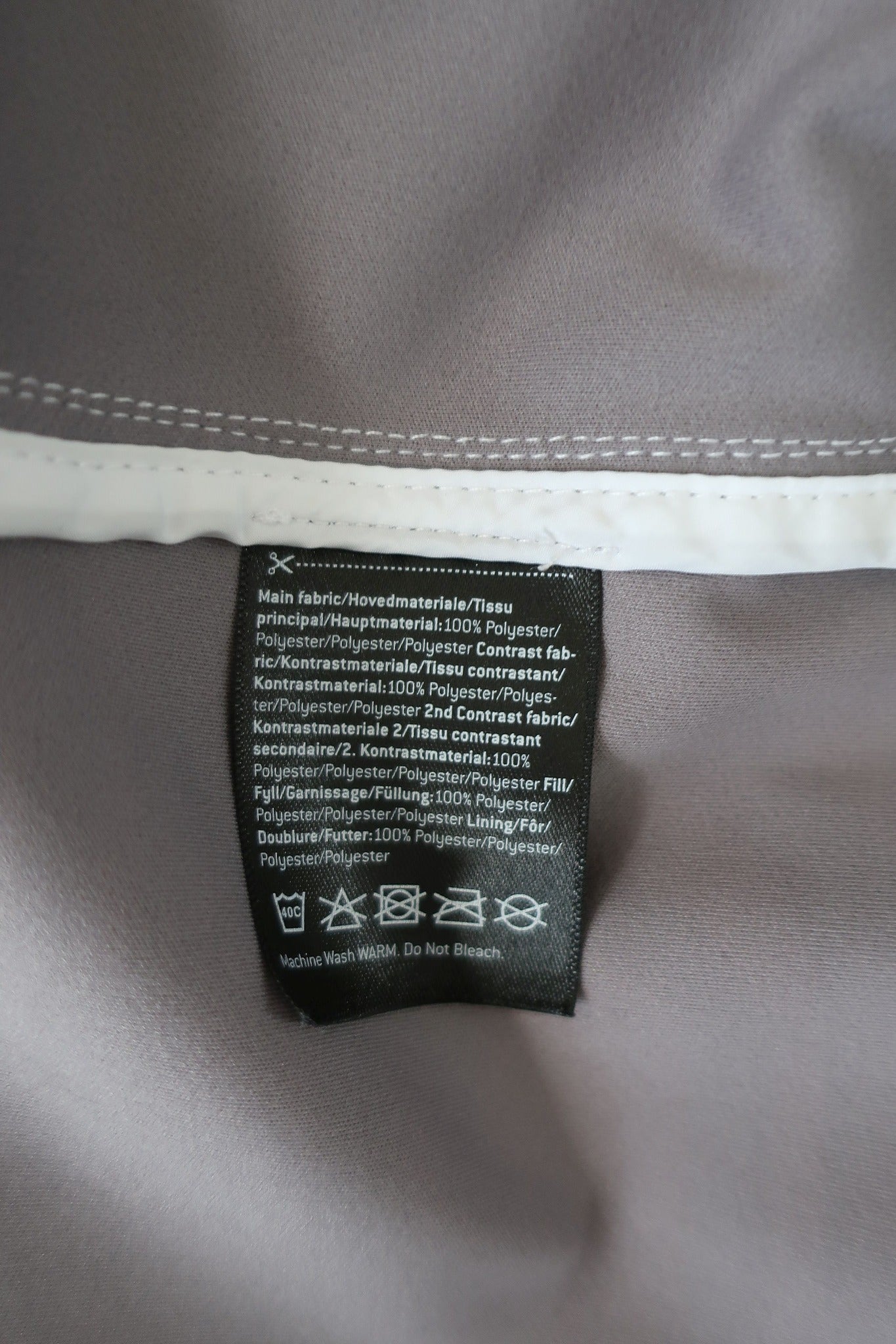 KARITTRAA moteriškas windstoperinis šiltukas/švarkelis /lengva striukė M dydis