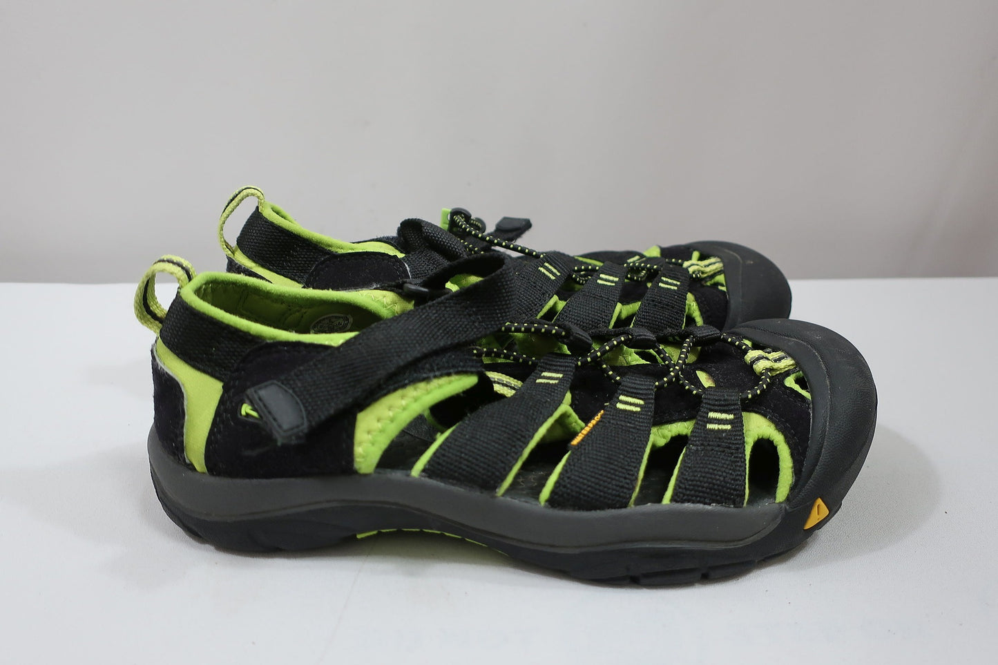 KEEN sandalai 37 dydis.