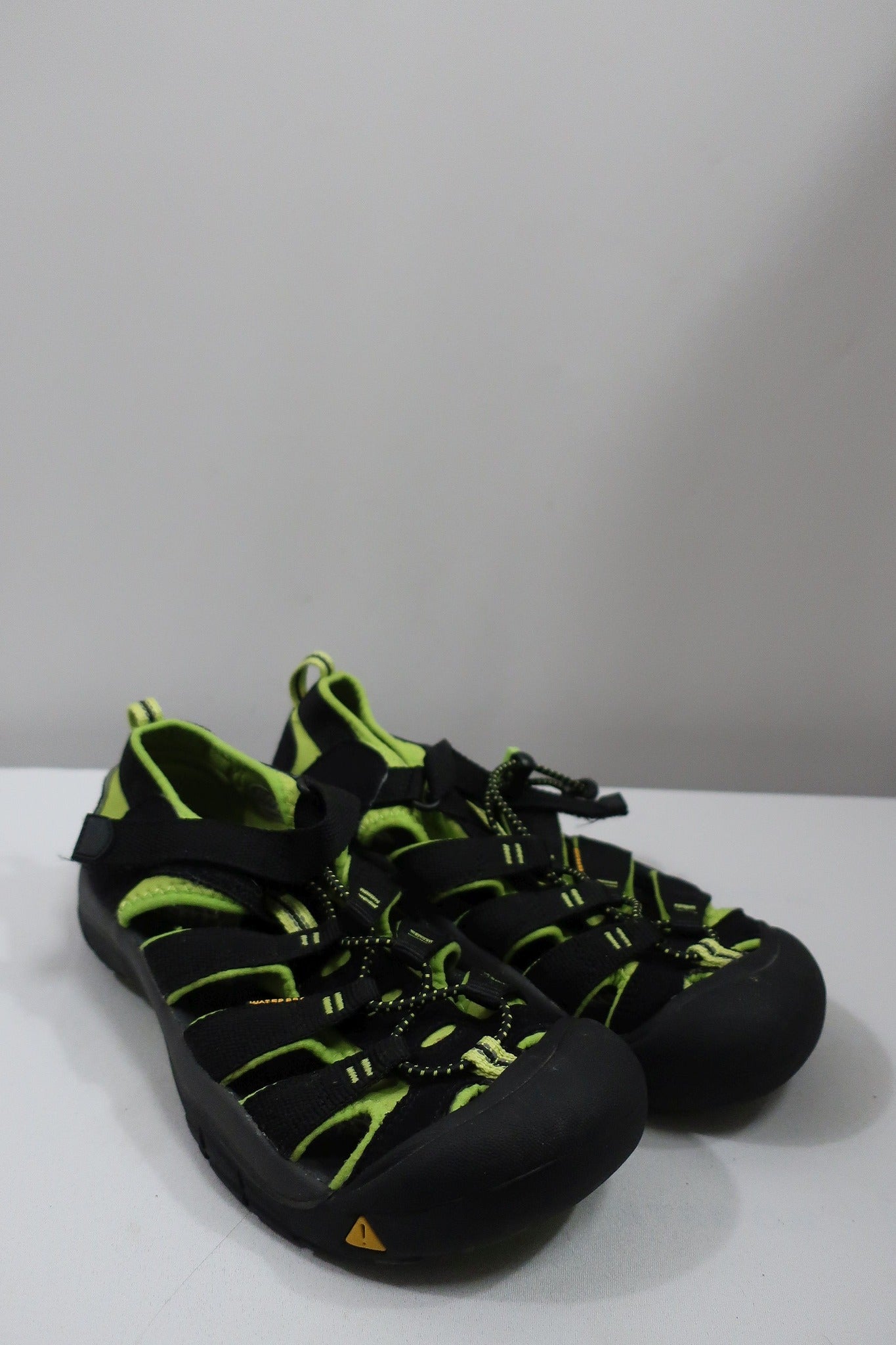 KEEN sandalai 37 dydis.