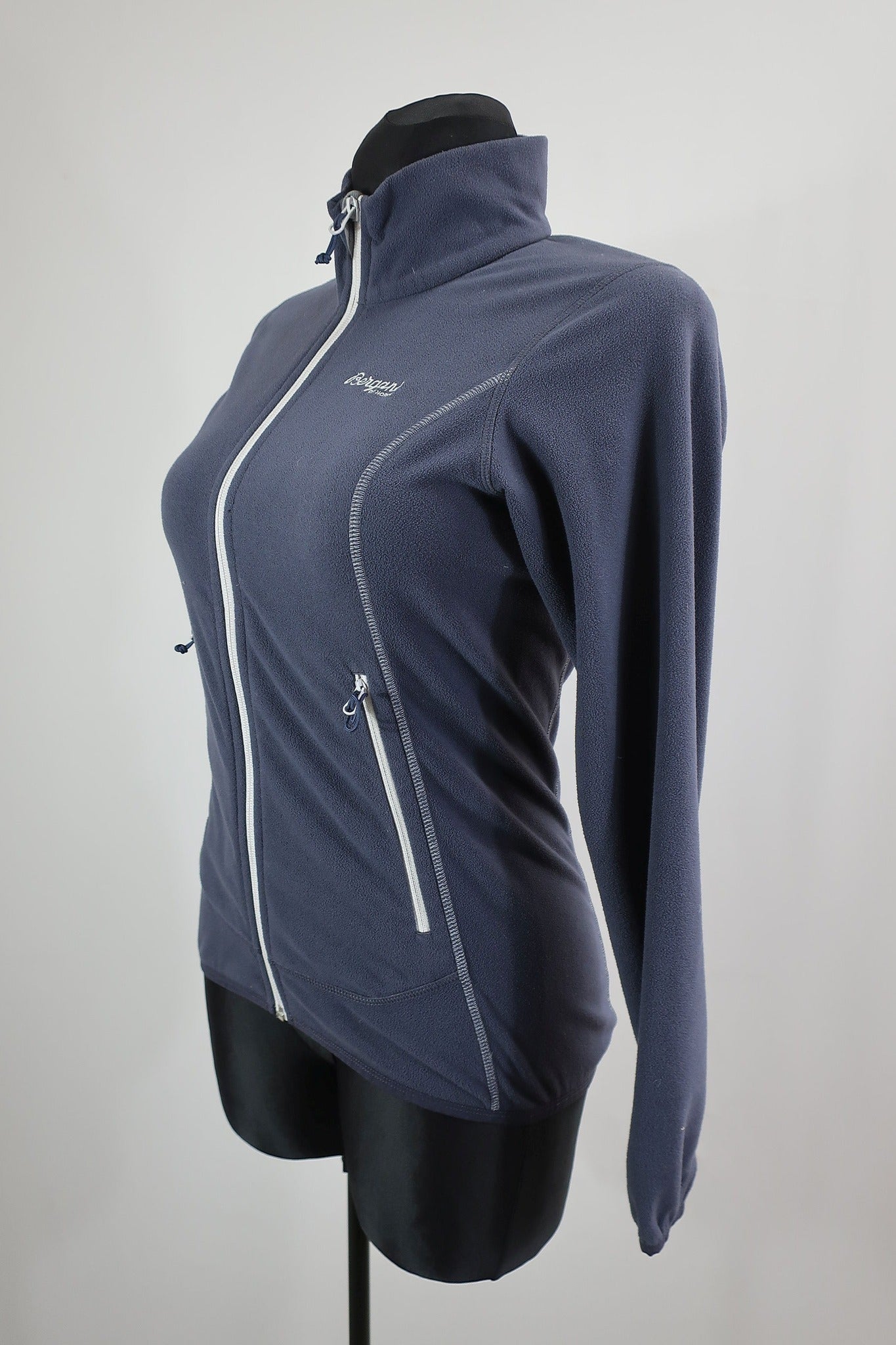 BERGANS moteriškas flisinis šiltukas XS dydis