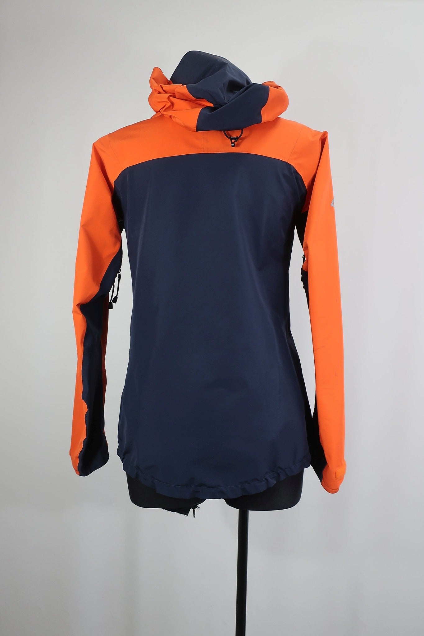 MOUNTAIN EQUIPMENT moteriška membraninė striukė su Gore-tex 36/38 dydis