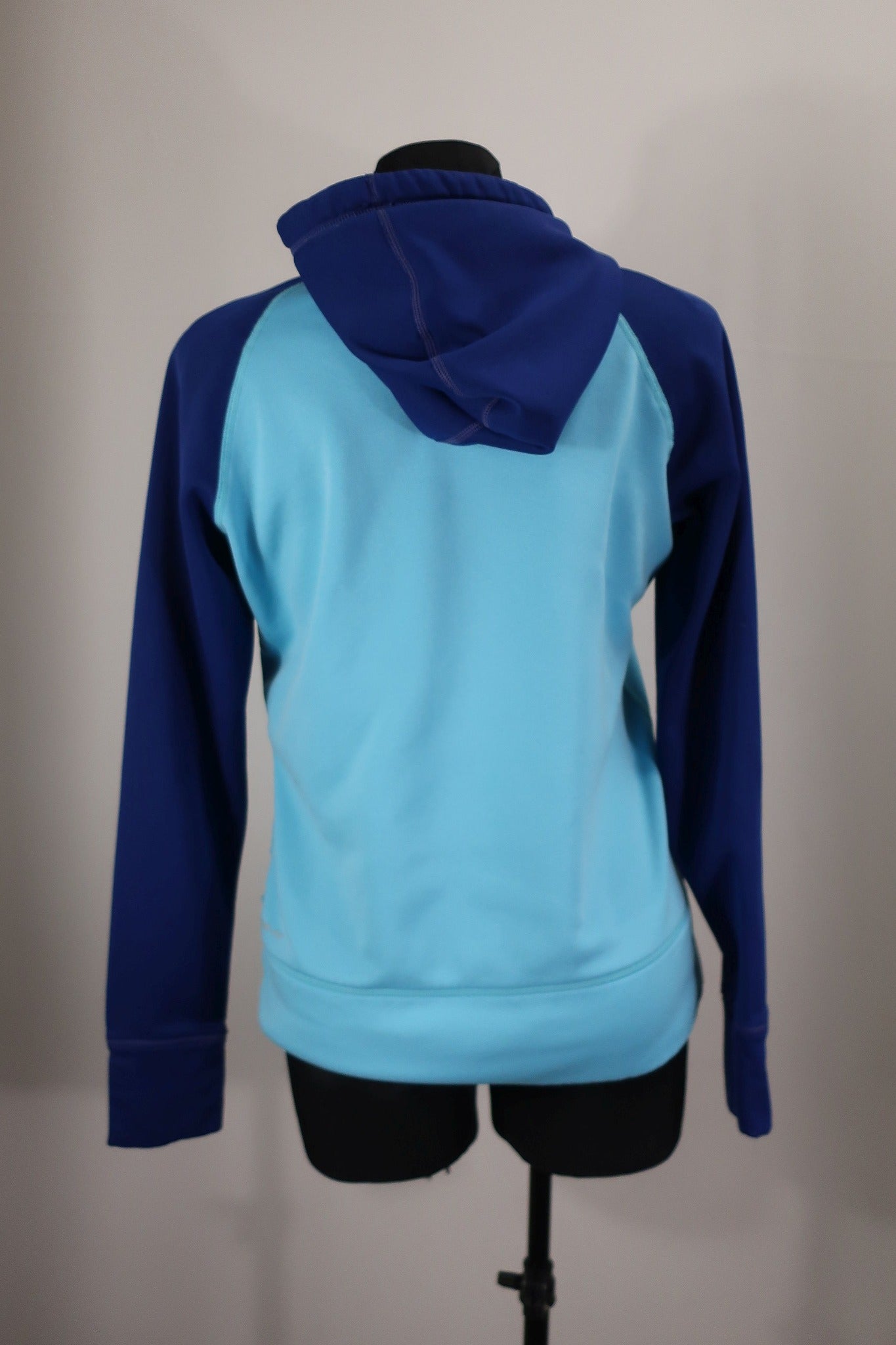 NIKE moteriškas džemperis M dydis.