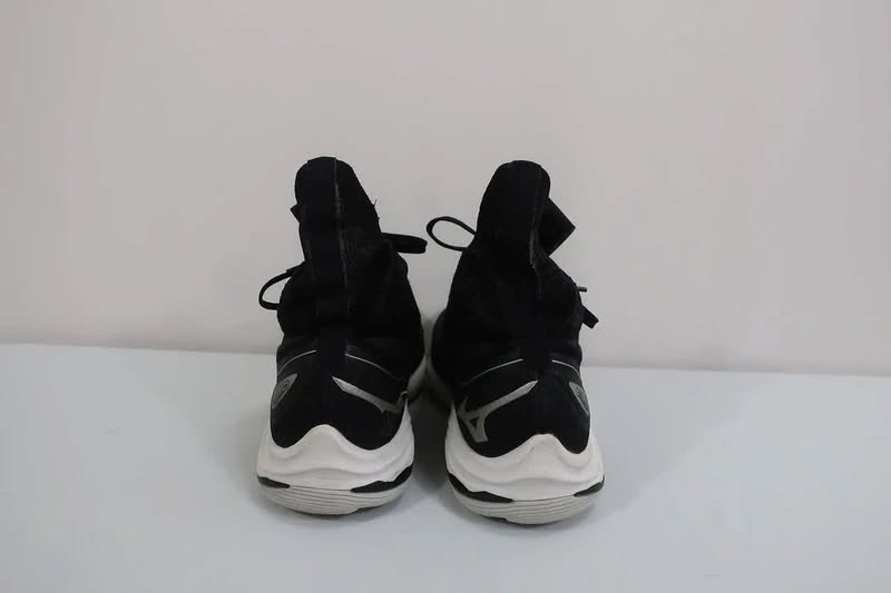 MIZUNO sportiniai batai 38 dydis.