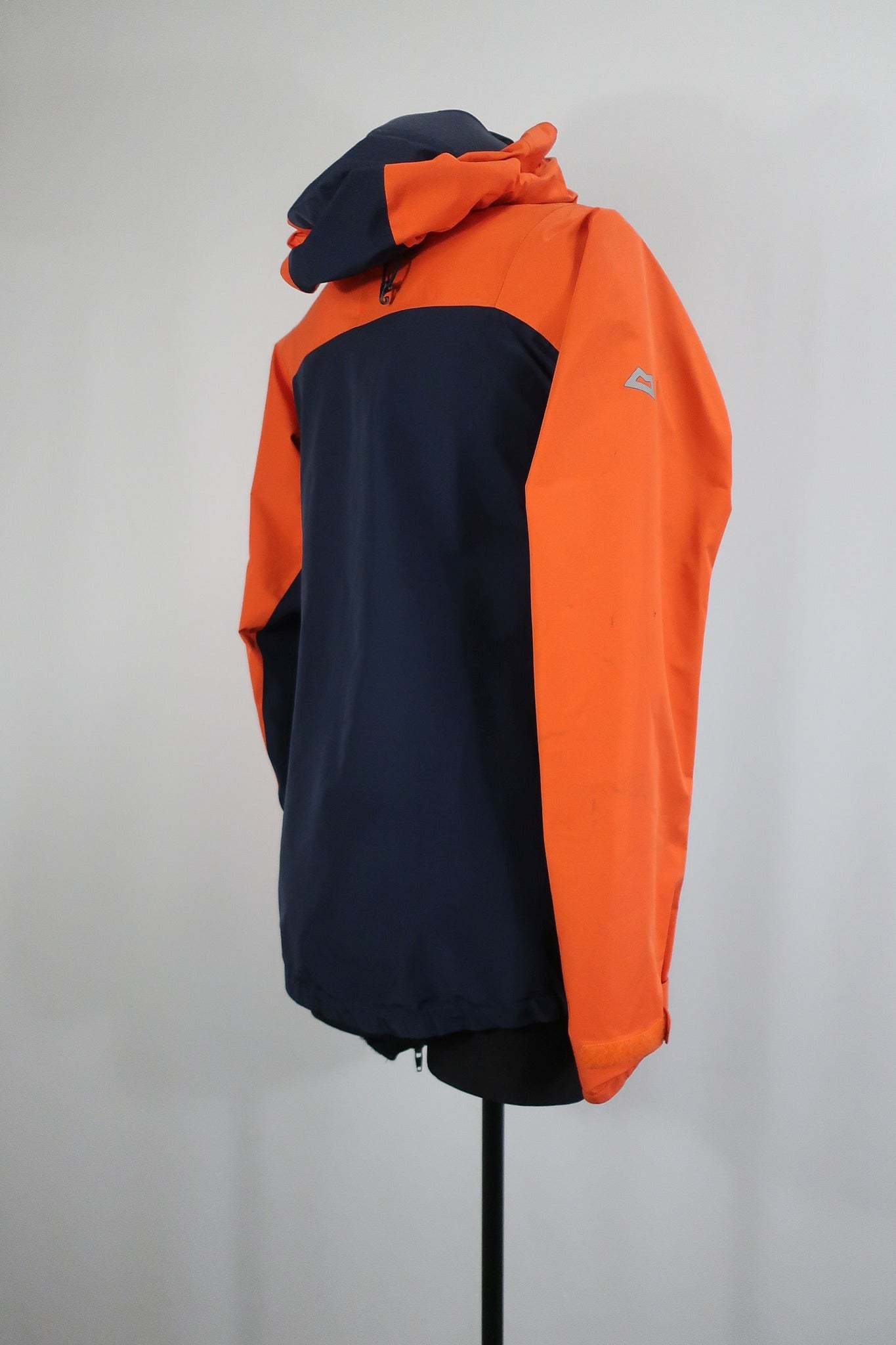 MOUNTAIN EQUIPMENT moteriška membraninė striukė su Gore-tex 36/38 dydis