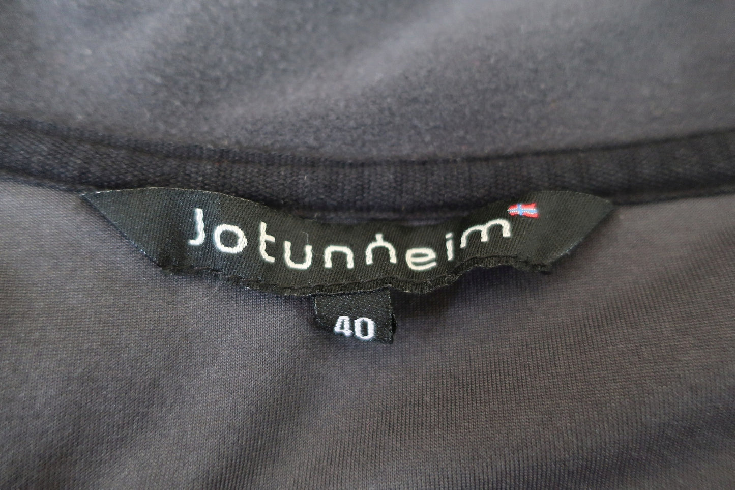 JOTUNHEIM moteriškas šiltukas 40 dydis