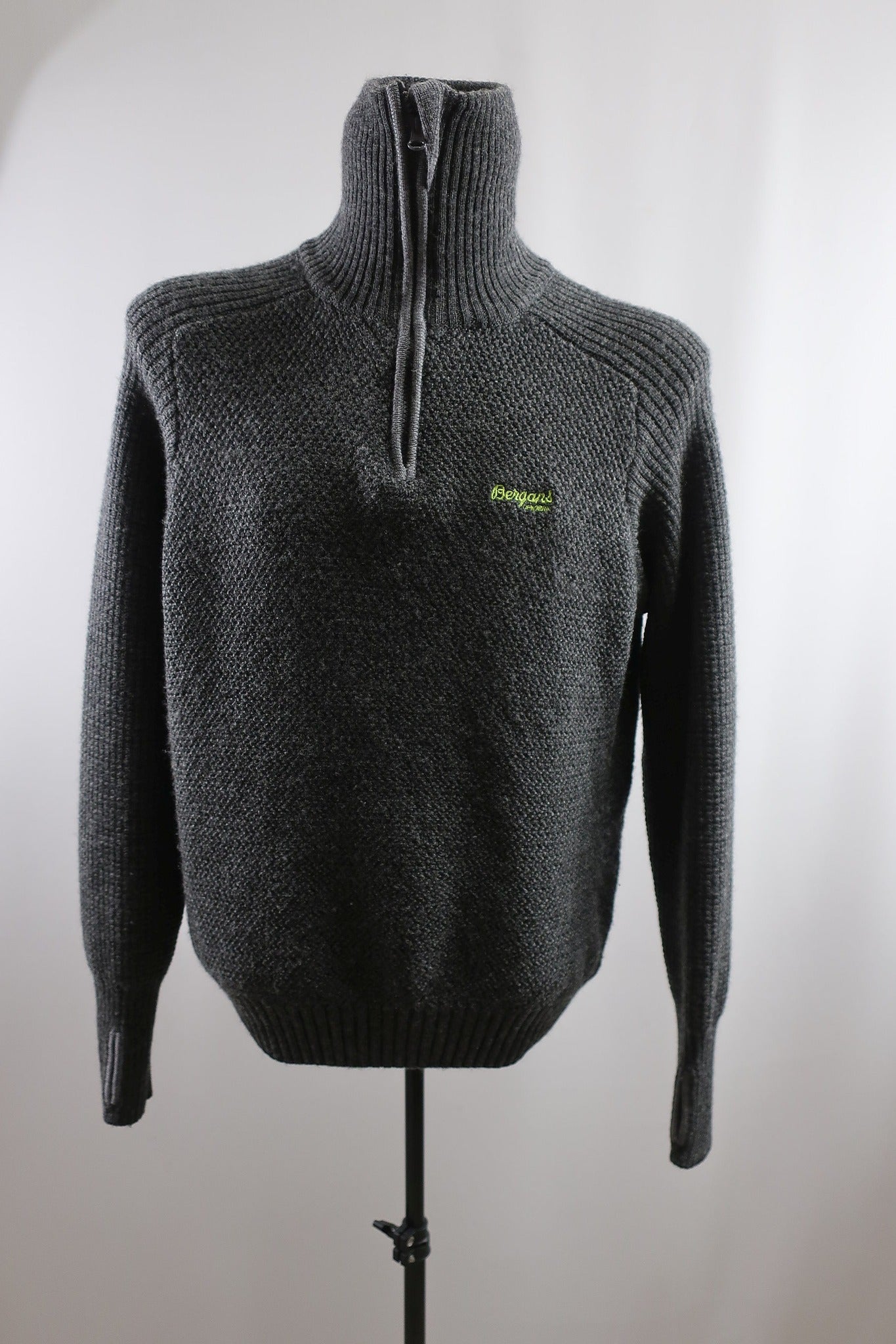 BERGANS vyriškas merino vilnos megztinis L/XL dydis