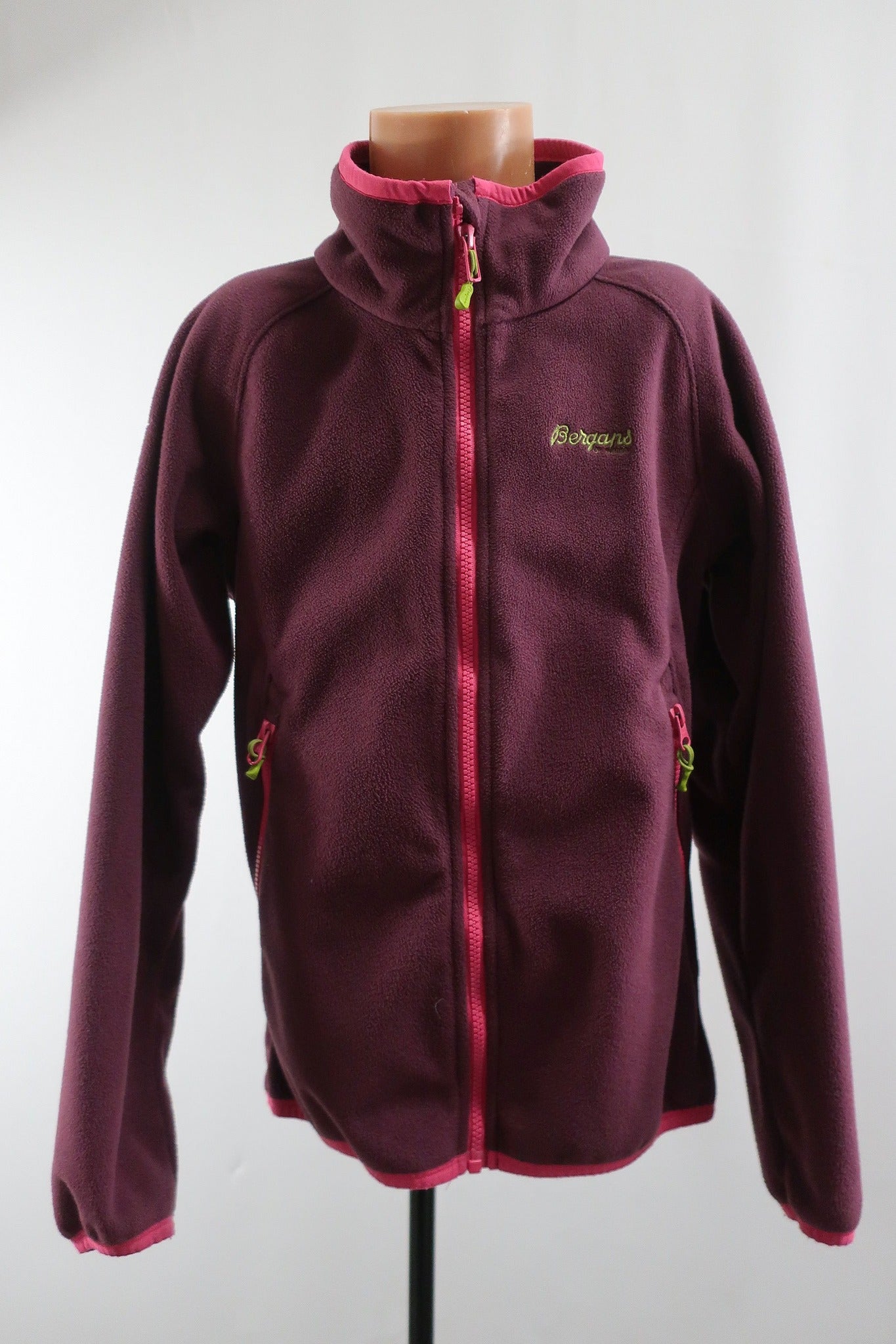 BERGANS vaikiškas windstoperinis šiltukas 152 ūgiui