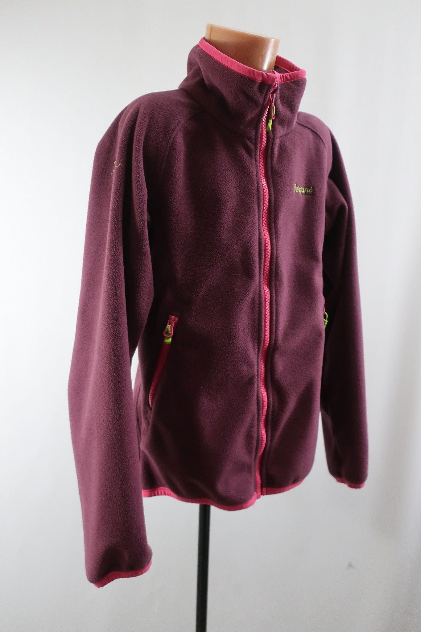 BERGANS vaikiškas windstoperinis šiltukas 152 ūgiui