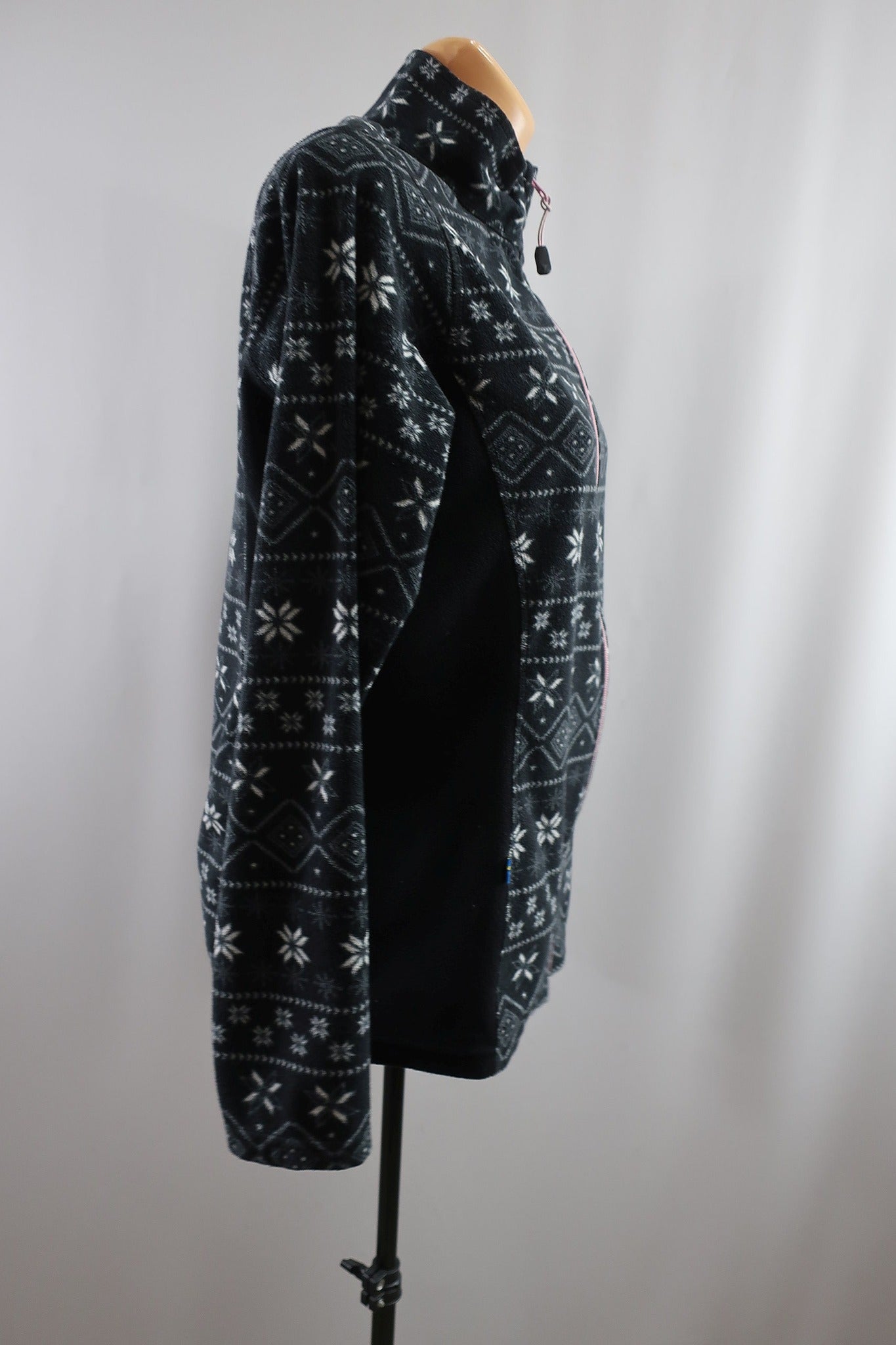 SWEDEMOUNT moteriškas flisinis šiltukas 38 dydis