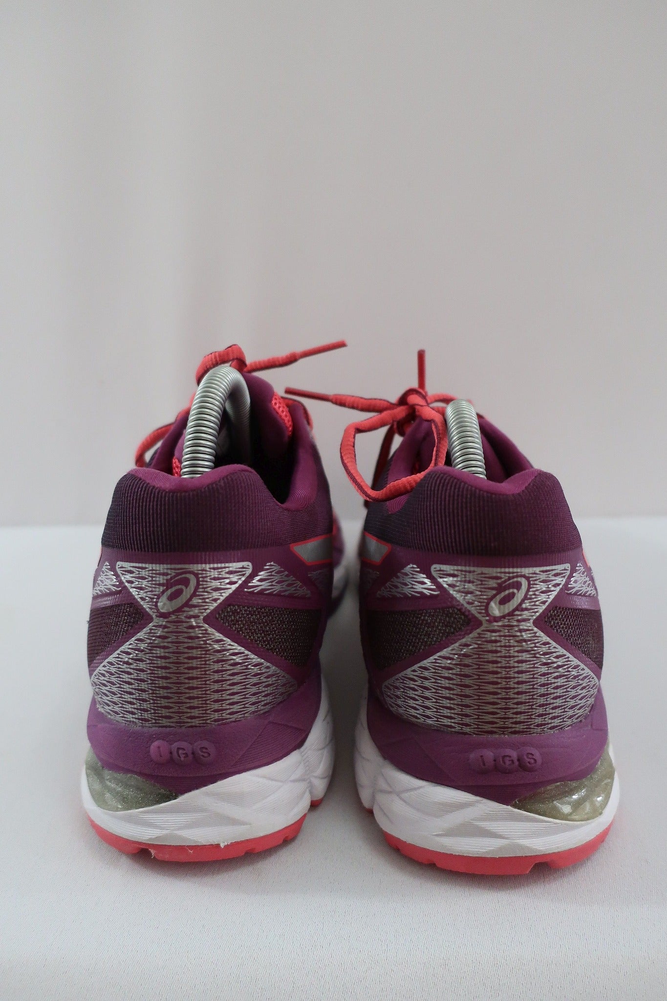 ASICS nauji sportiniai bateliai 42 dydis