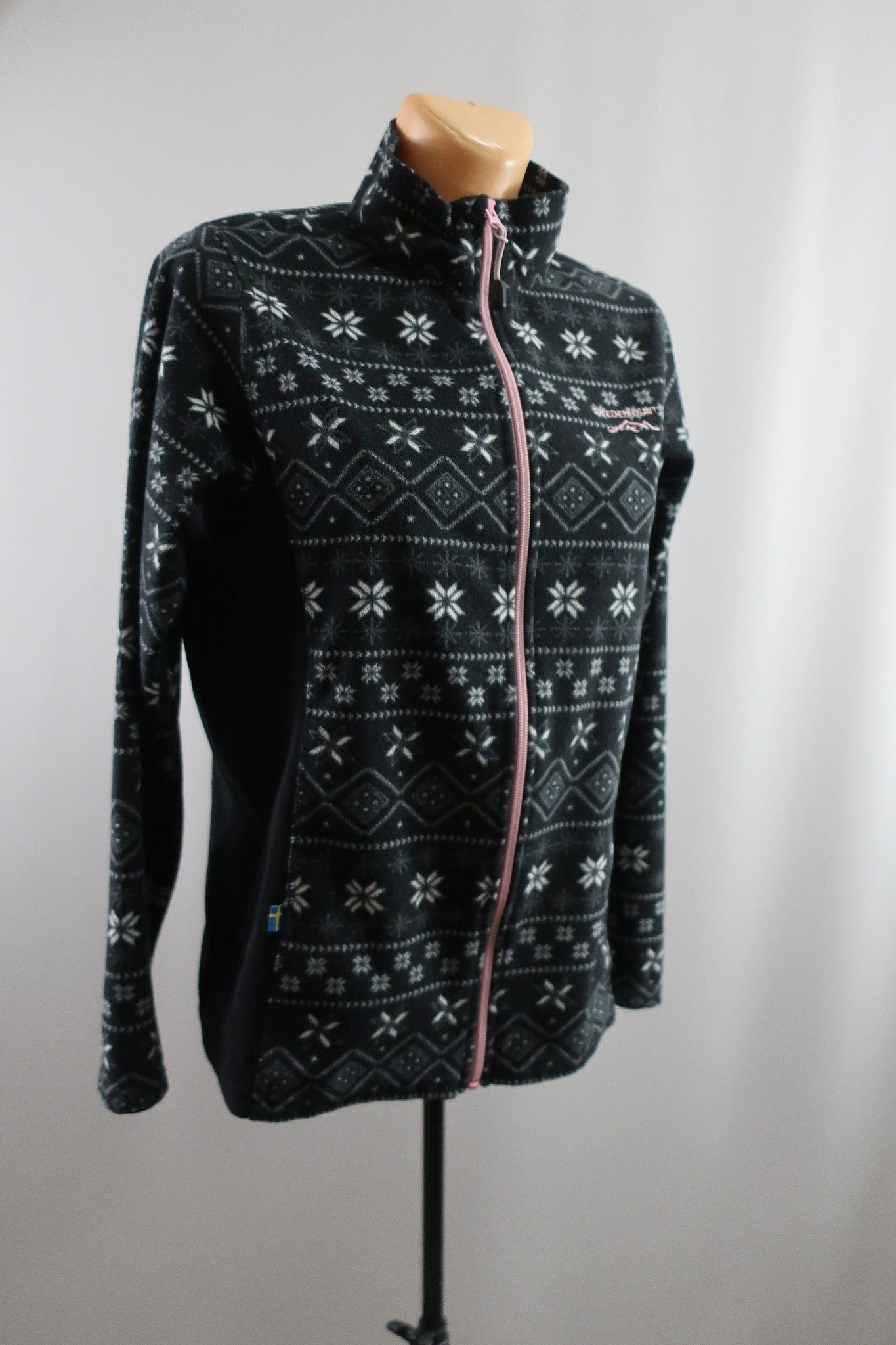 SWEDEMOUNT moteriškas flisinis šiltukas 38 dydis