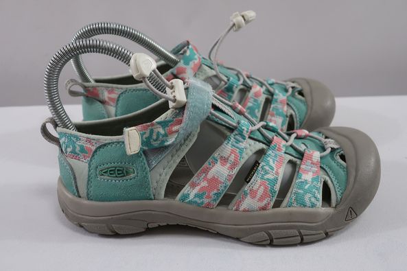 KEEN basutės /sandalai 37 dydis.
