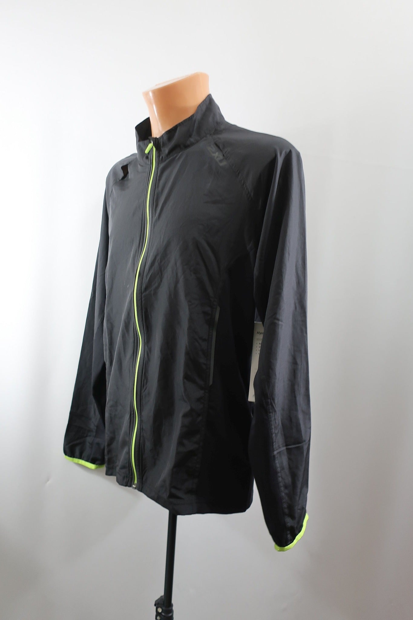 2XU vyriškas naujas sportinis švarkas L/XL dydis