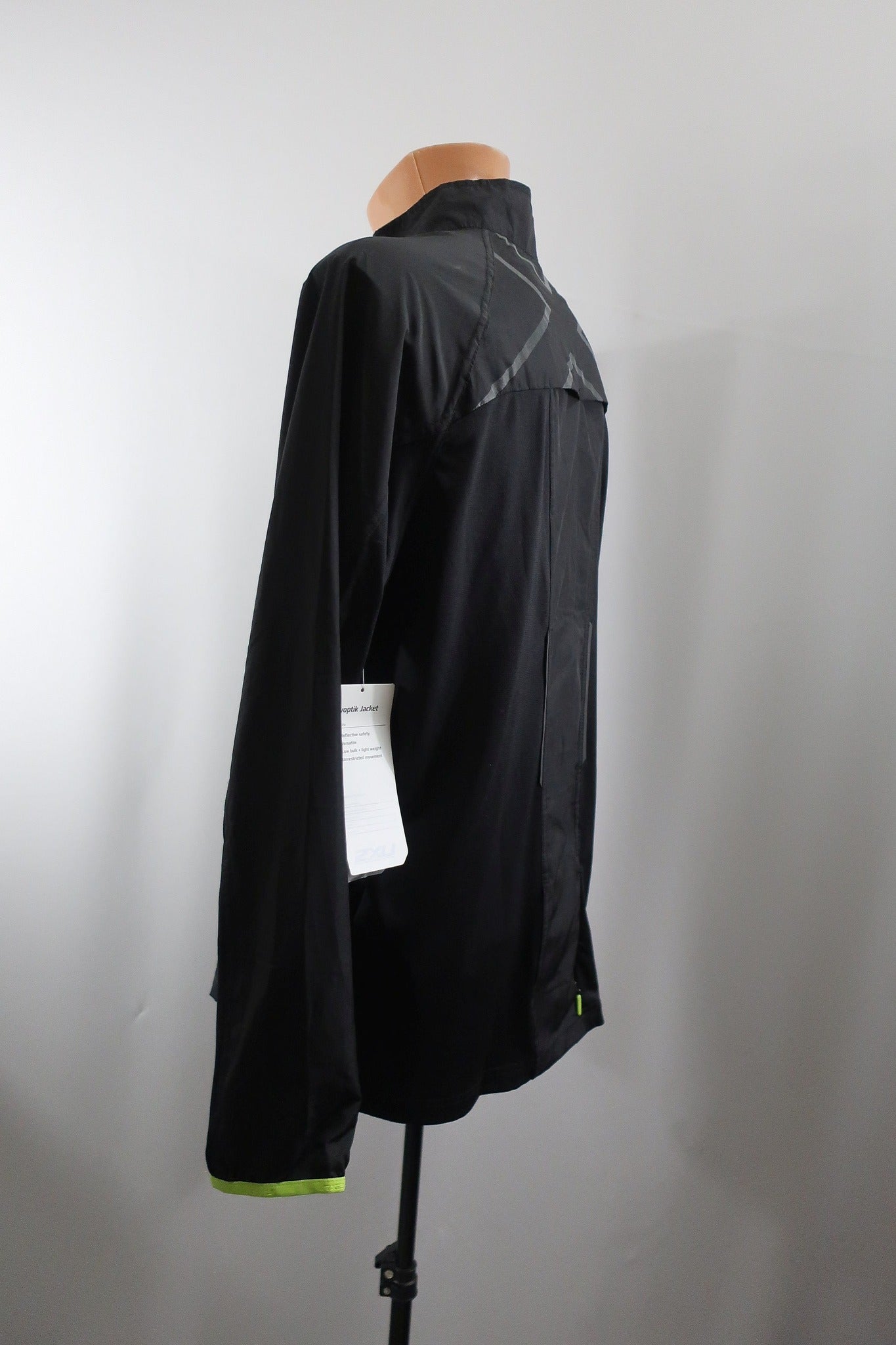 2XU vyriškas naujas sportinis švarkas L/XL dydis