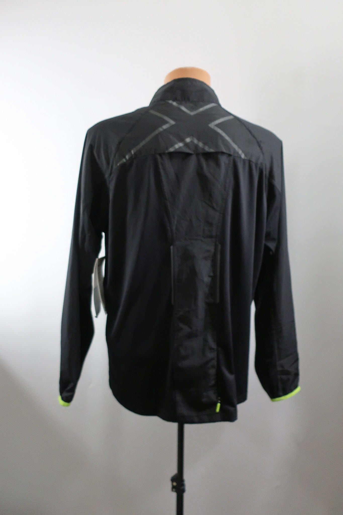 2XU vyriškas naujas sportinis švarkas L/XL dydis