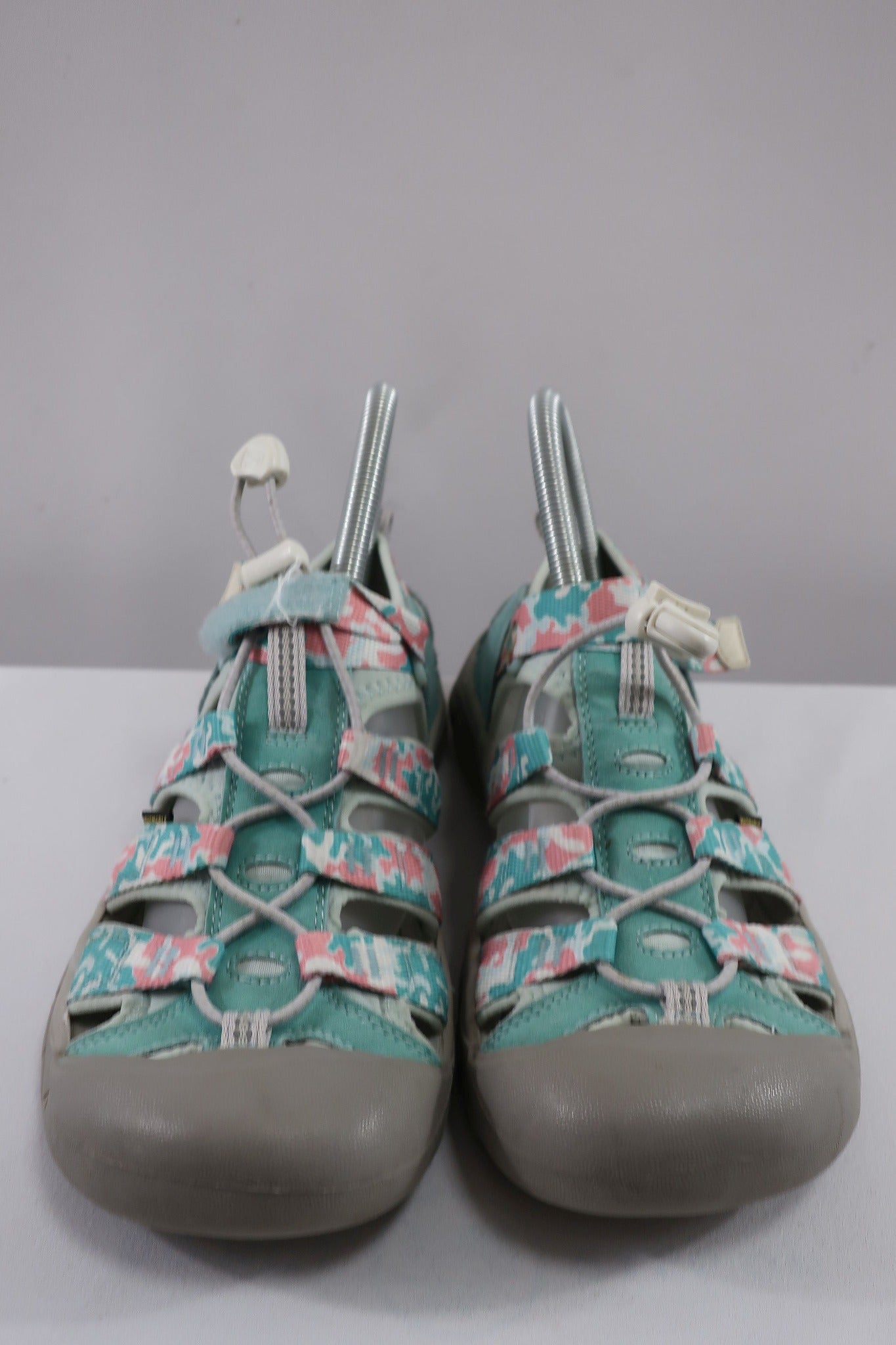 KEEN basutės /sandalai 37 dydis.