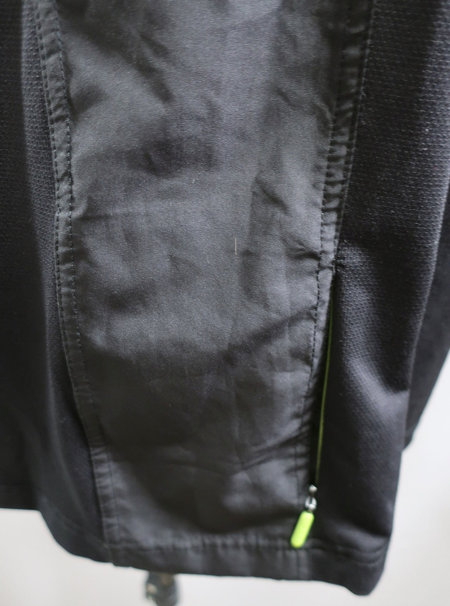 2XU vyriškas naujas sportinis švarkas L/XL dydis