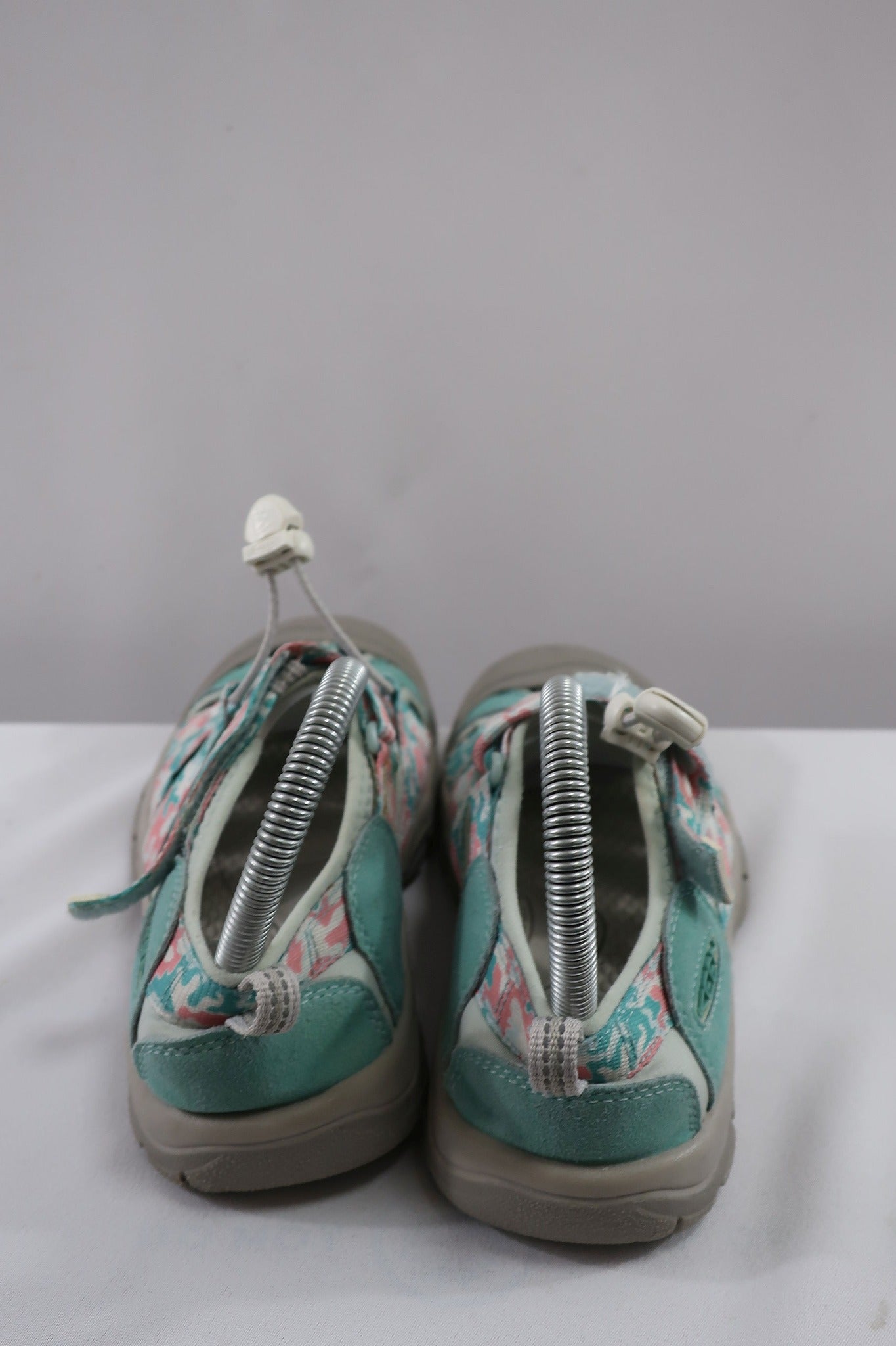 KEEN basutės /sandalai 37 dydis.