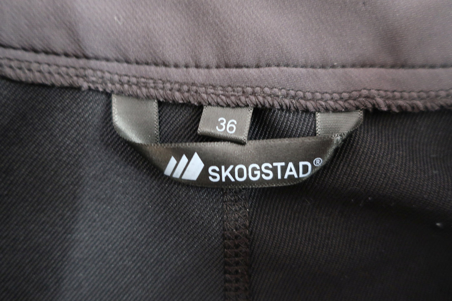 SKOGSTAD moteriškos laisvalaikio kelnės 36 dydis