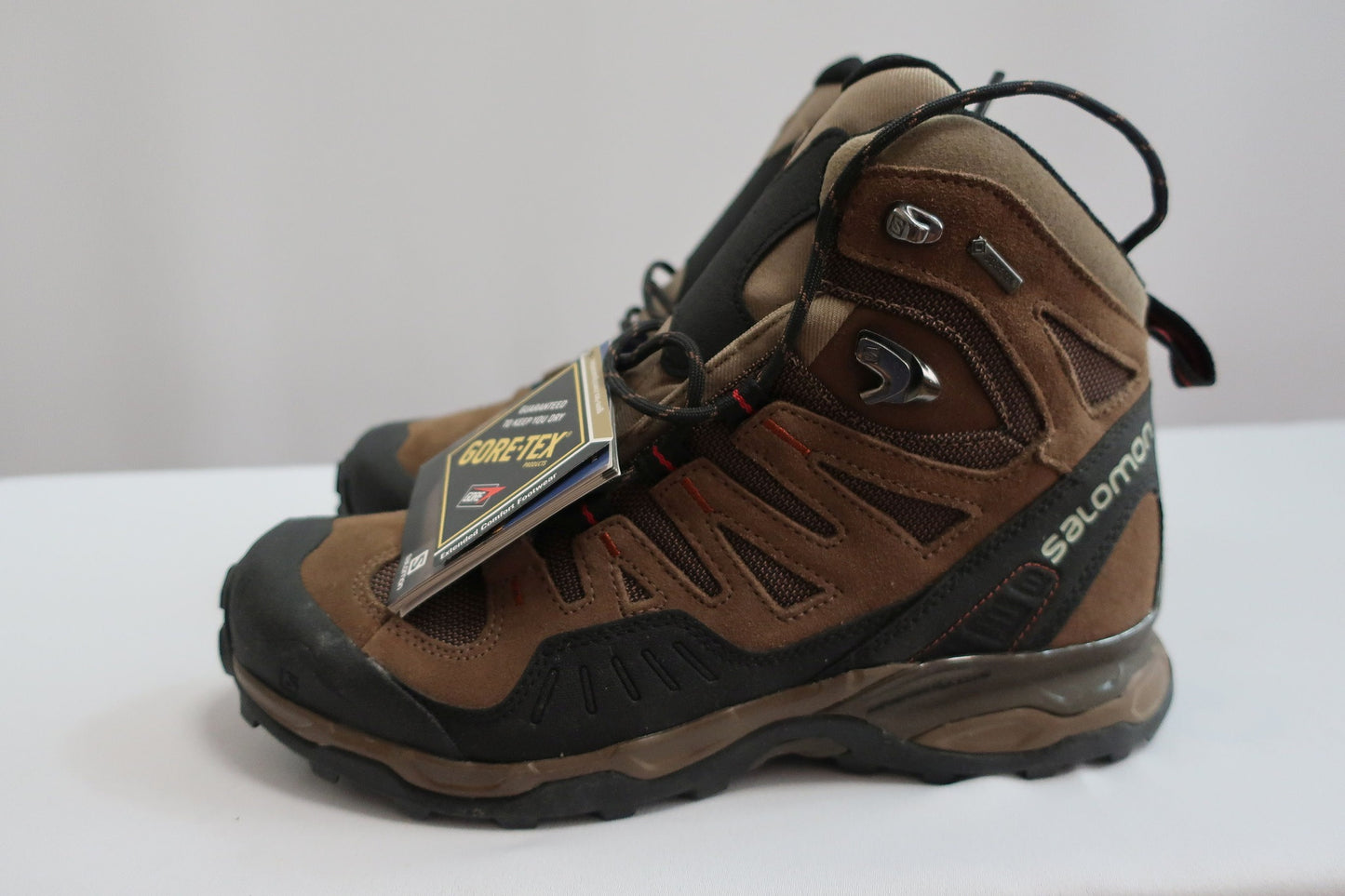 SALOMON nauji laisvalaikio, žygio batai su Gore-Tex 40 dydis