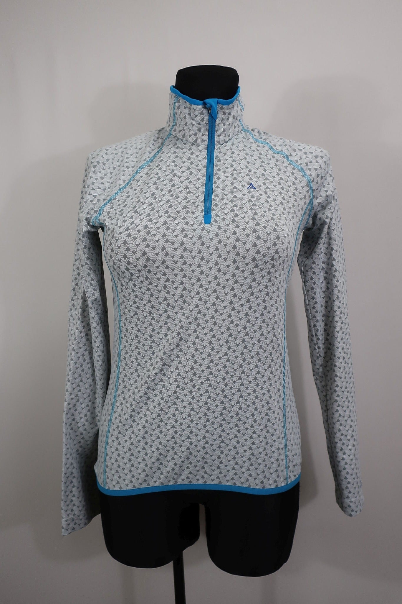 SCHOFFEL moteriški sportiniai marškinėliai/lengvas džemperis 36 dydis.