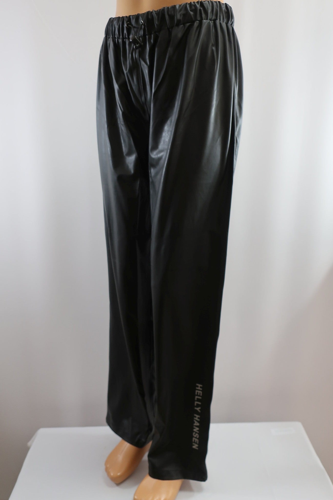 HELLY HANSEN naujos vyriškos neperšlampančios kelnės M dydis