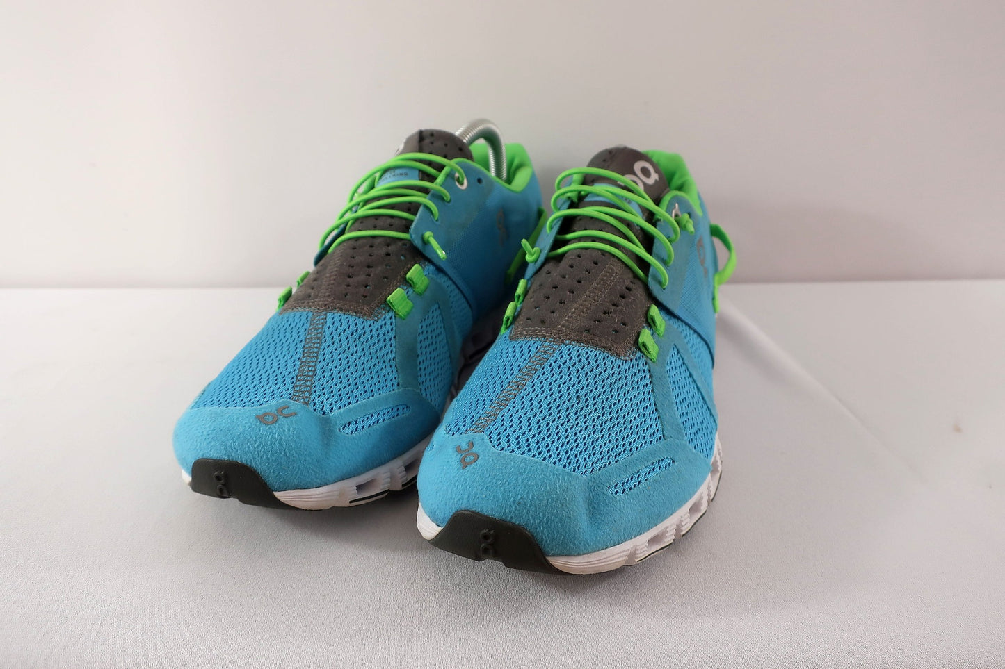 ON CLOUD (Swiss Engineering) sportiniai batai 43 dydis