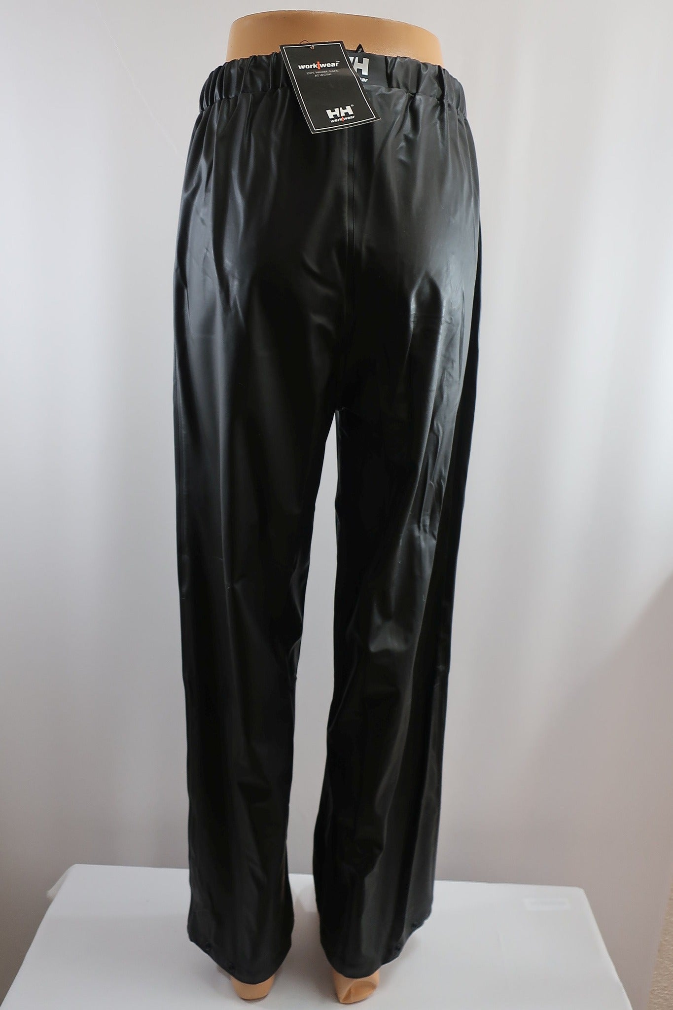 HELLY HANSEN naujos vyriškos neperšlampančios kelnės M dydis