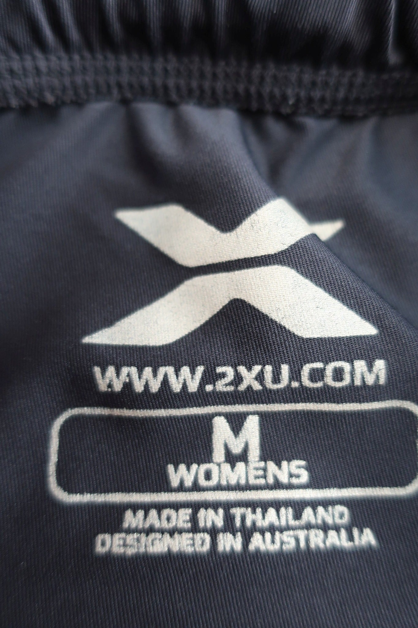 2XU moteriškos sportinės kompresinės tamprės M dydis