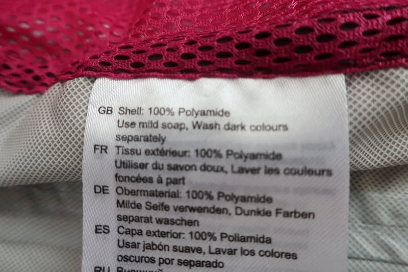 HELLY HANSEN moteriška lengva laminuota striukė S dydis.