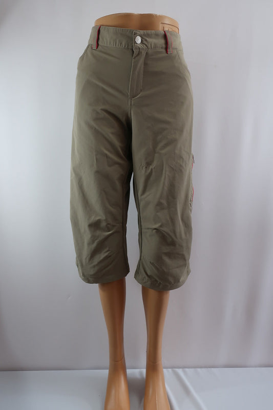 PEAK PERFORMANCE moteriški bridžai/ilgesni šortai L/XL dydis