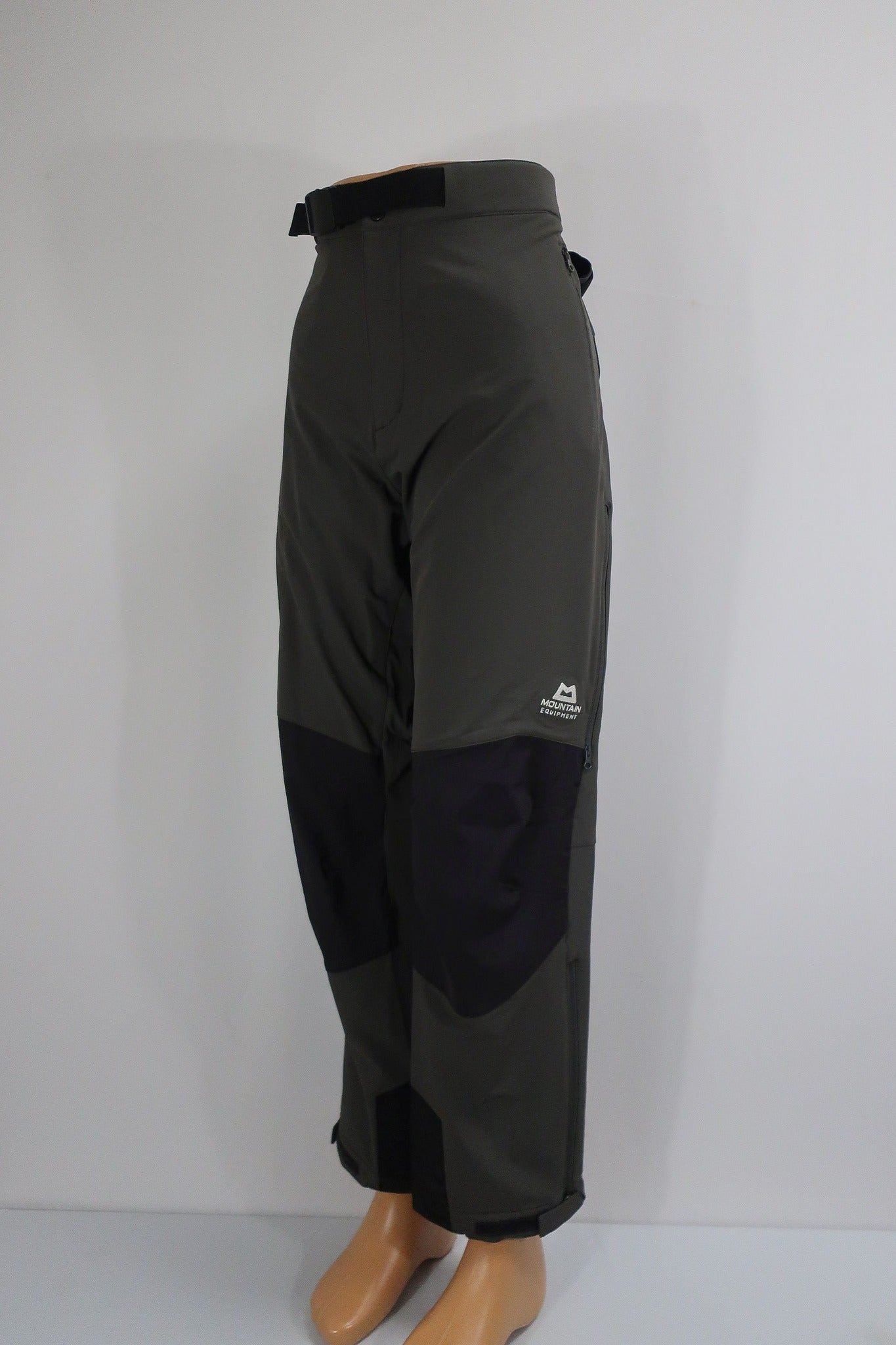 MOUNTAIN EQUIPMENT vyriškos softšelinės laisvalaikio, trekingo kelnės L/XL dydis