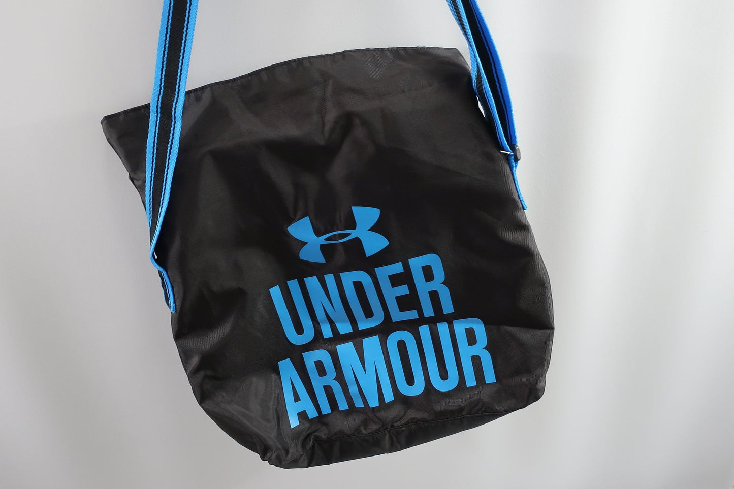 UNDER ARMOUR krepšys/rankinukas