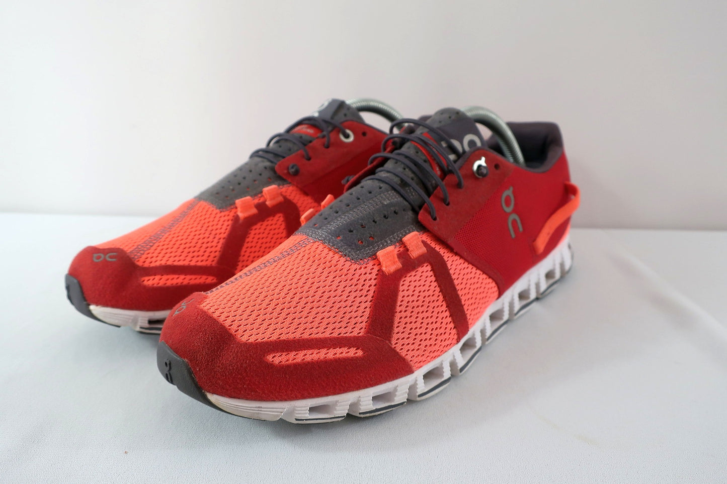 ON CLOUD (Swiss Engineering) sportiniai batai 43 dydis