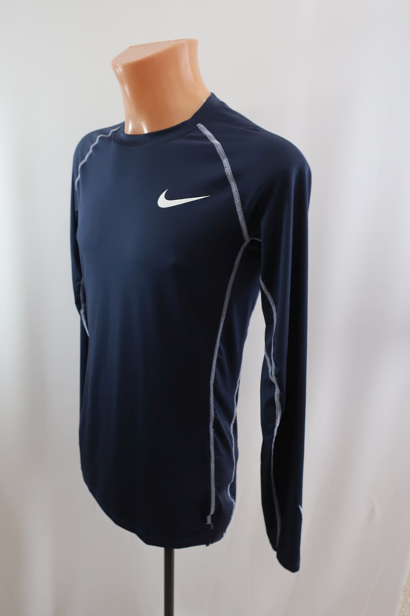 NIKE PRO vyriški sportiniai marškinėliai L dydis