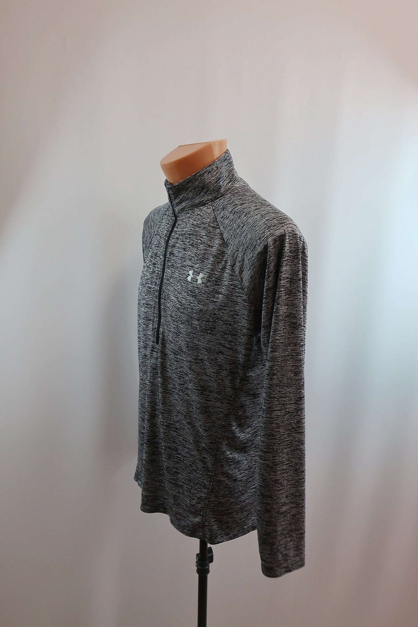 UNDER ARMOUR vyriški sportiniai marškinėliai L/XL dydis
