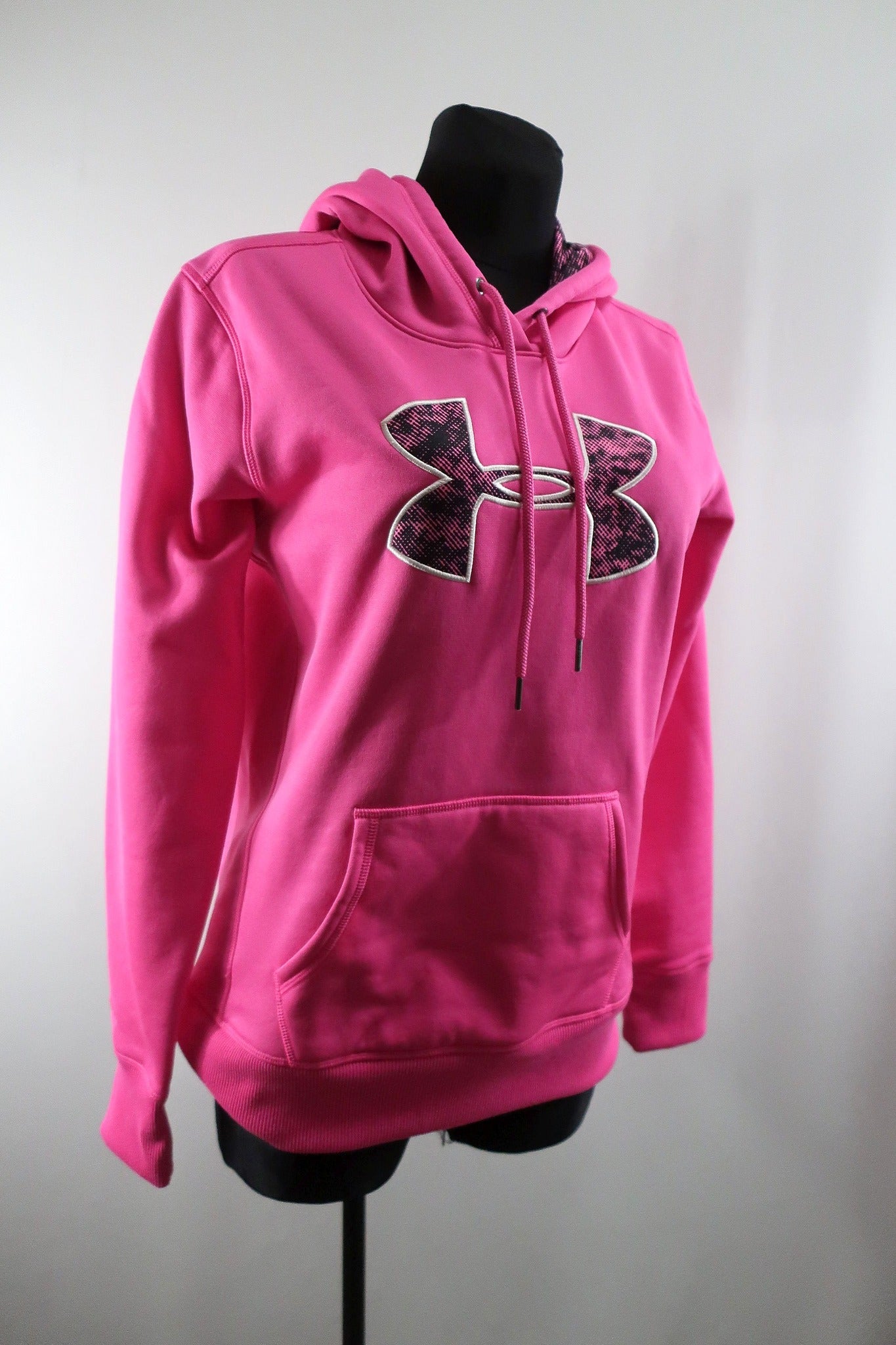 UNDER ARMOUR moteriškas džemperis M dydis