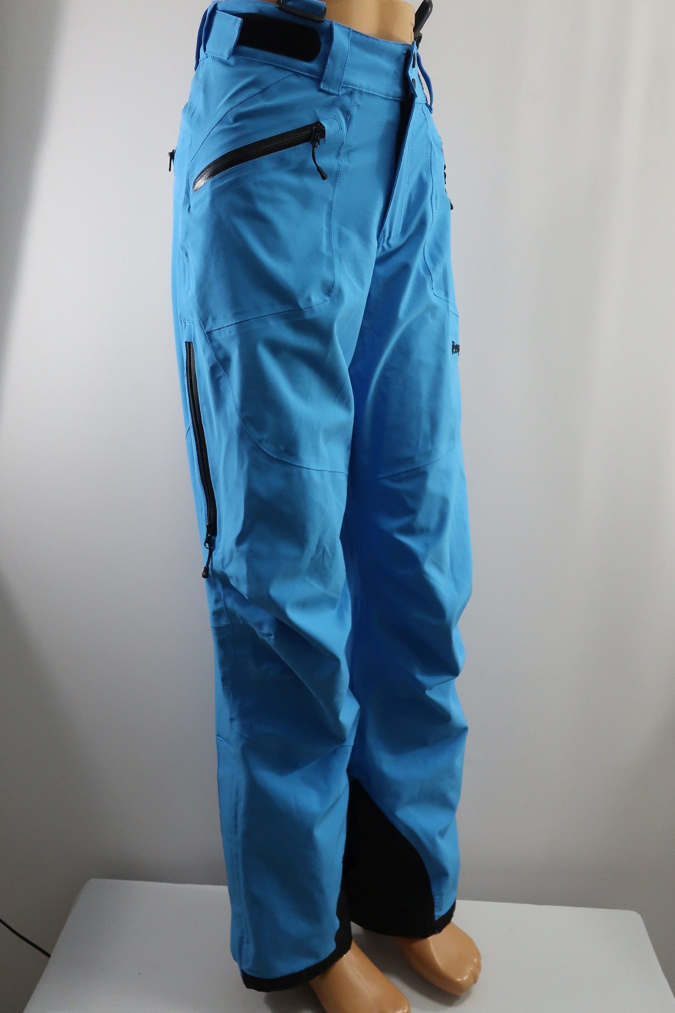 BERGANS vyriškos membraninės laisvalaikio kelnės S/M dydis