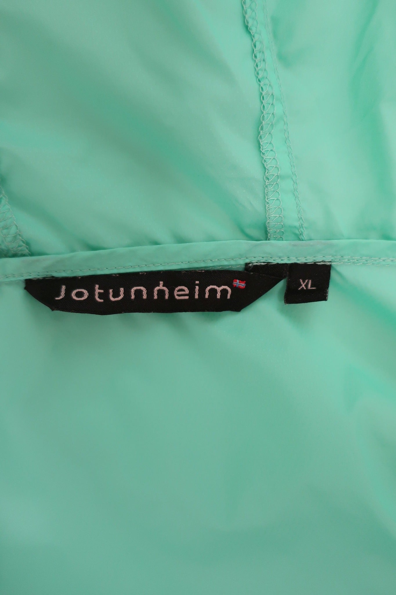 JOTUNHEIM moteriška sportinė striukė/švarkas/vėjinukė XL dydis