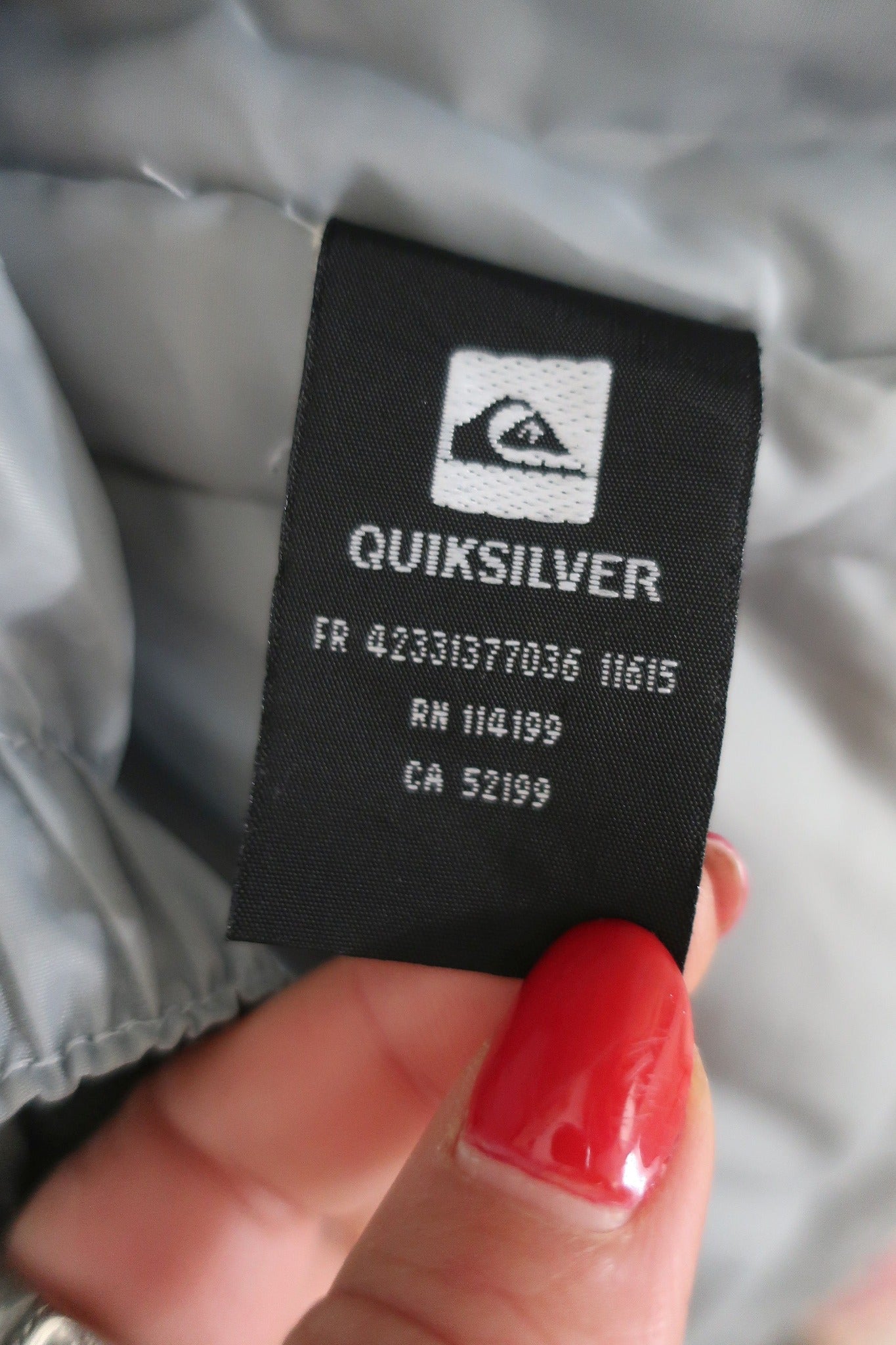 QUICSILVER striukė apie 158 ūgiui