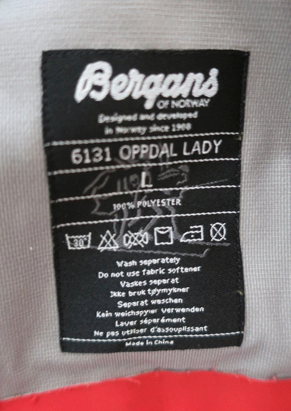 BERGANS moteriška membraninė striukė L dydis.